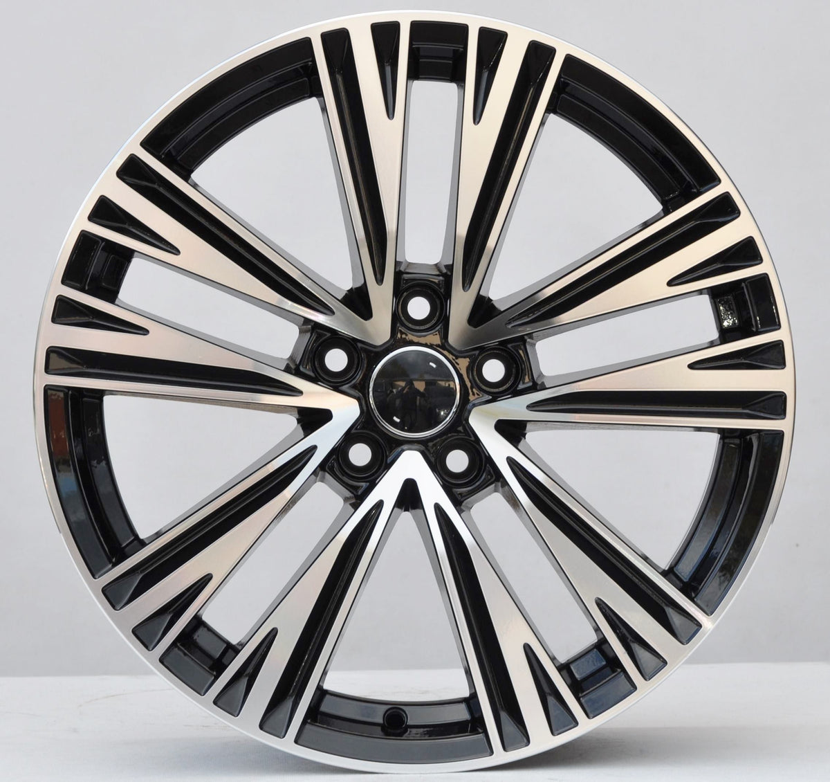 PDW 1424 Alufælge 18" 8J 5x112 ET39 – Poleret/sort (sæt á 4)