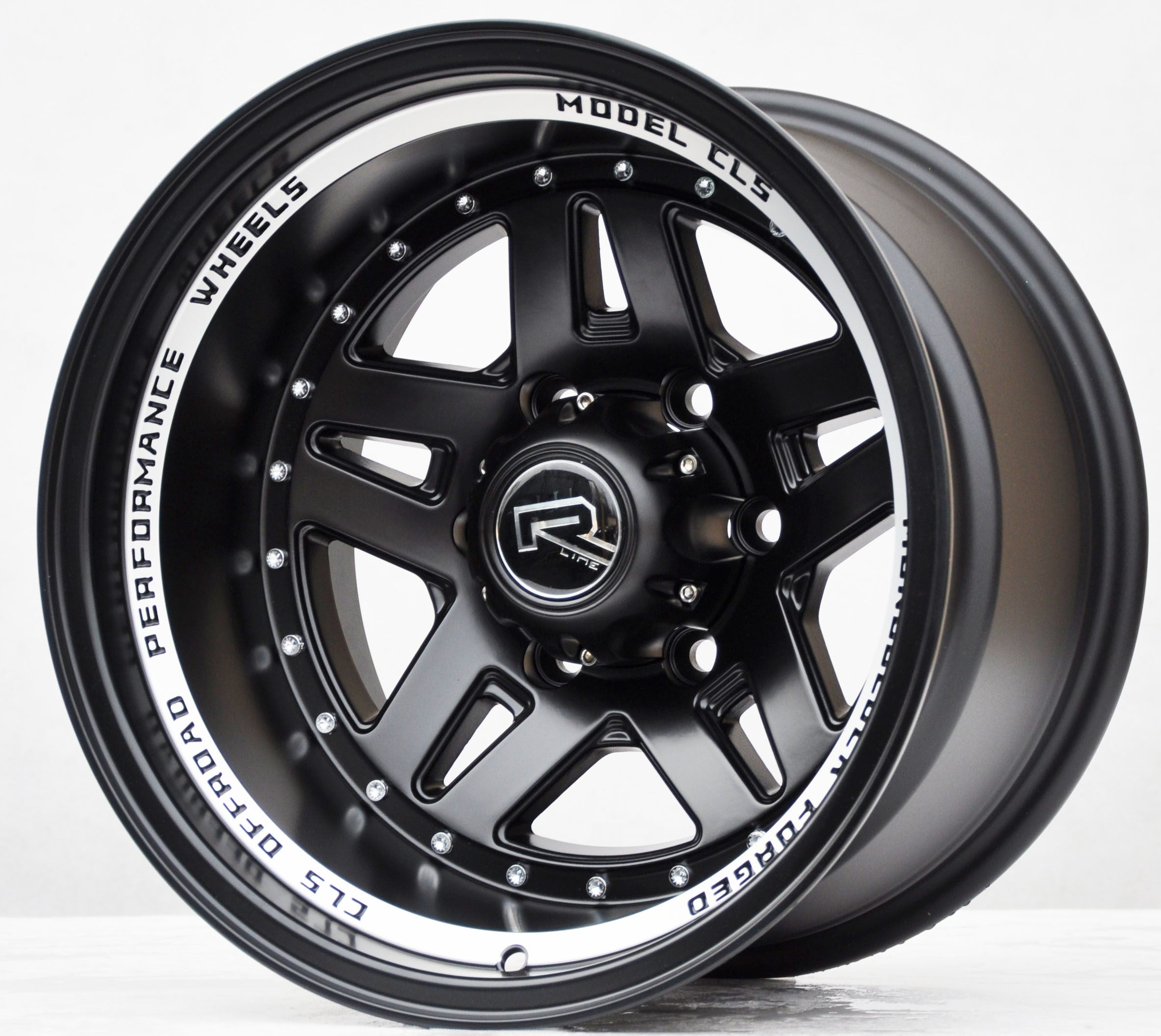 PDW 936 Alufælge 15" 6x139.7 ET-44 – Sort (sæt á 4)
