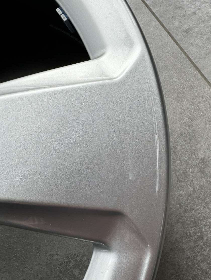 Audi (oryginalne OEM) 8V0601025C Alufælge 17" 5x112 ET48 – Sølv (sæt á 4)