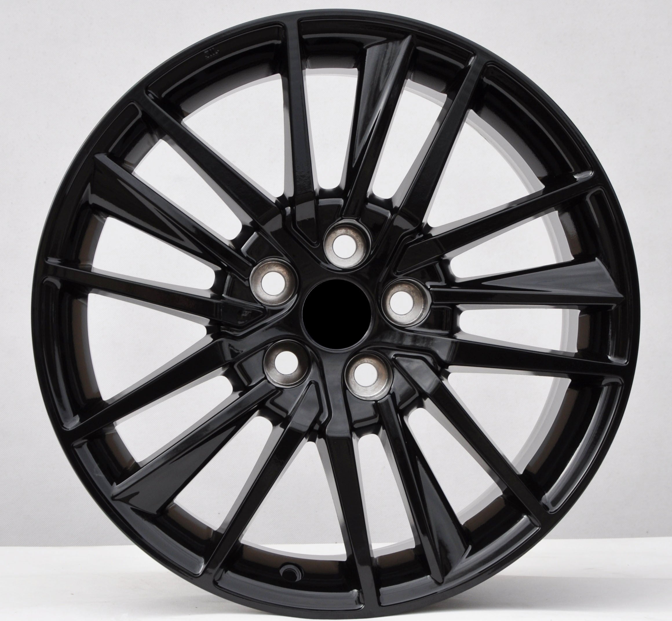 PDW 2270 Alufælge 18" 5x114.3 ET50 – Sort (sæt á 4)