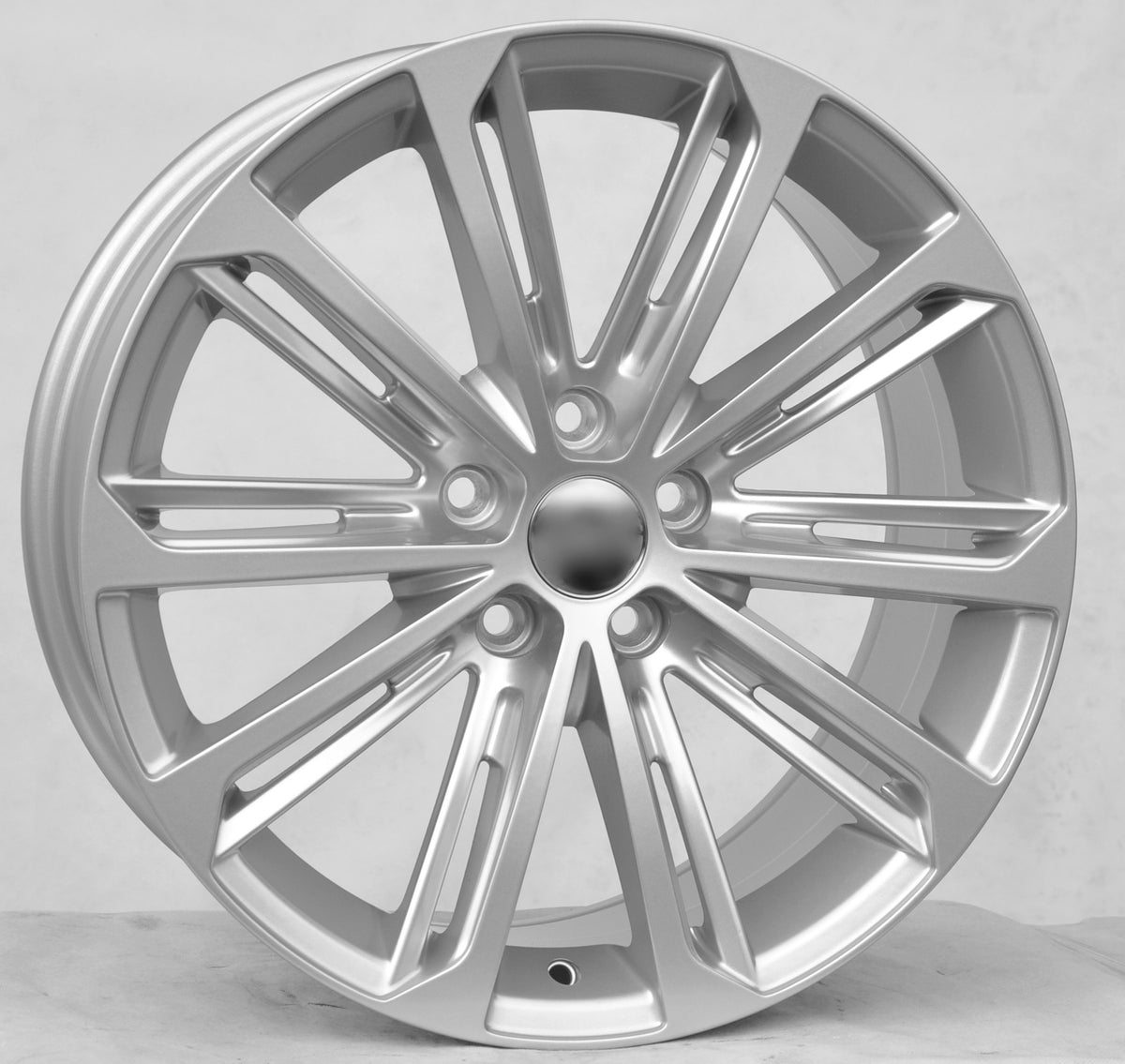 PDW 980 Alufælge 18" 8J 5x112 ET44 – Sølv (sæt á 4)