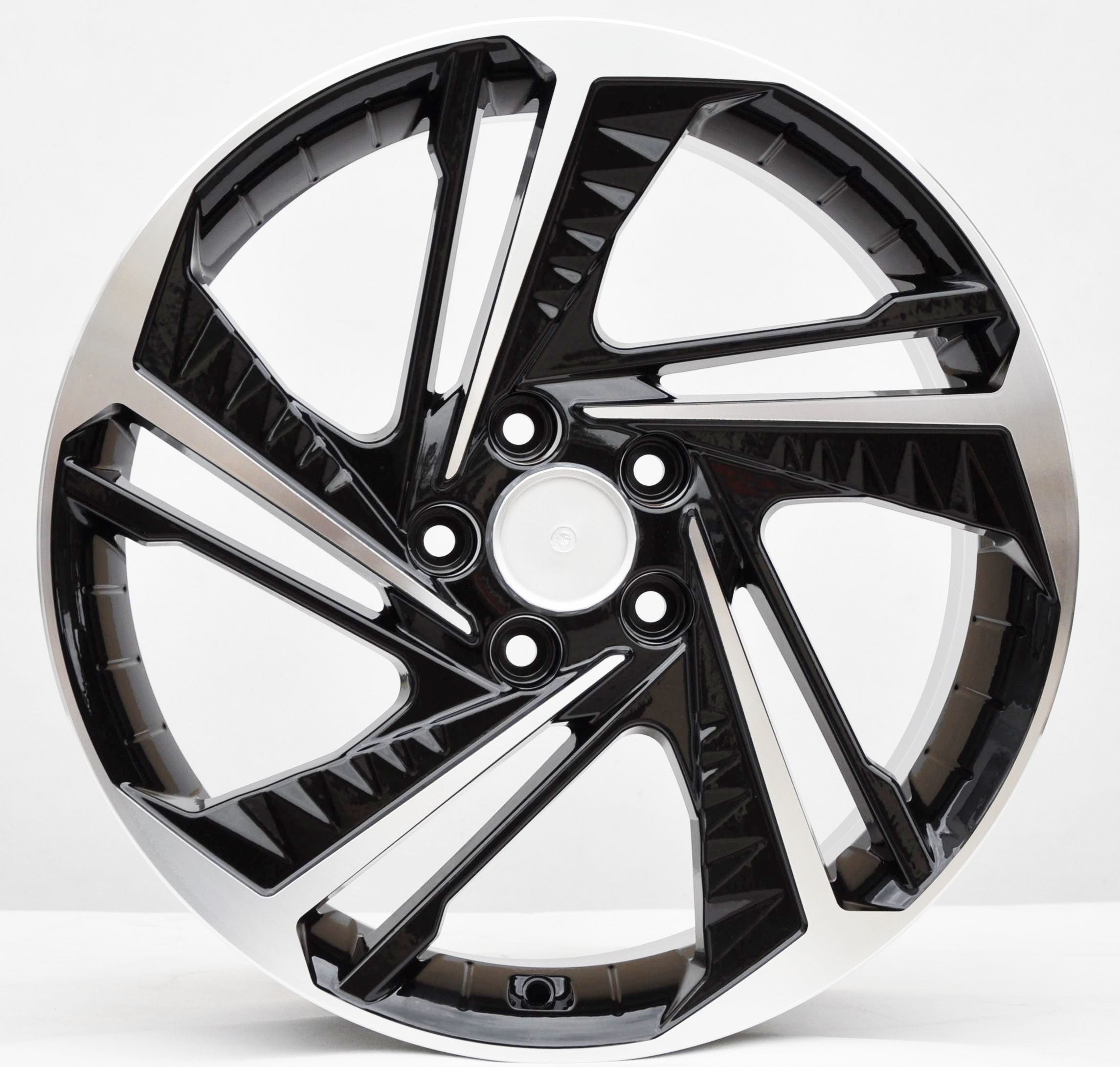 PDW 5895 Alufælge 18" 5x114.3 ET50 – Poleret/sort (sæt á 4)