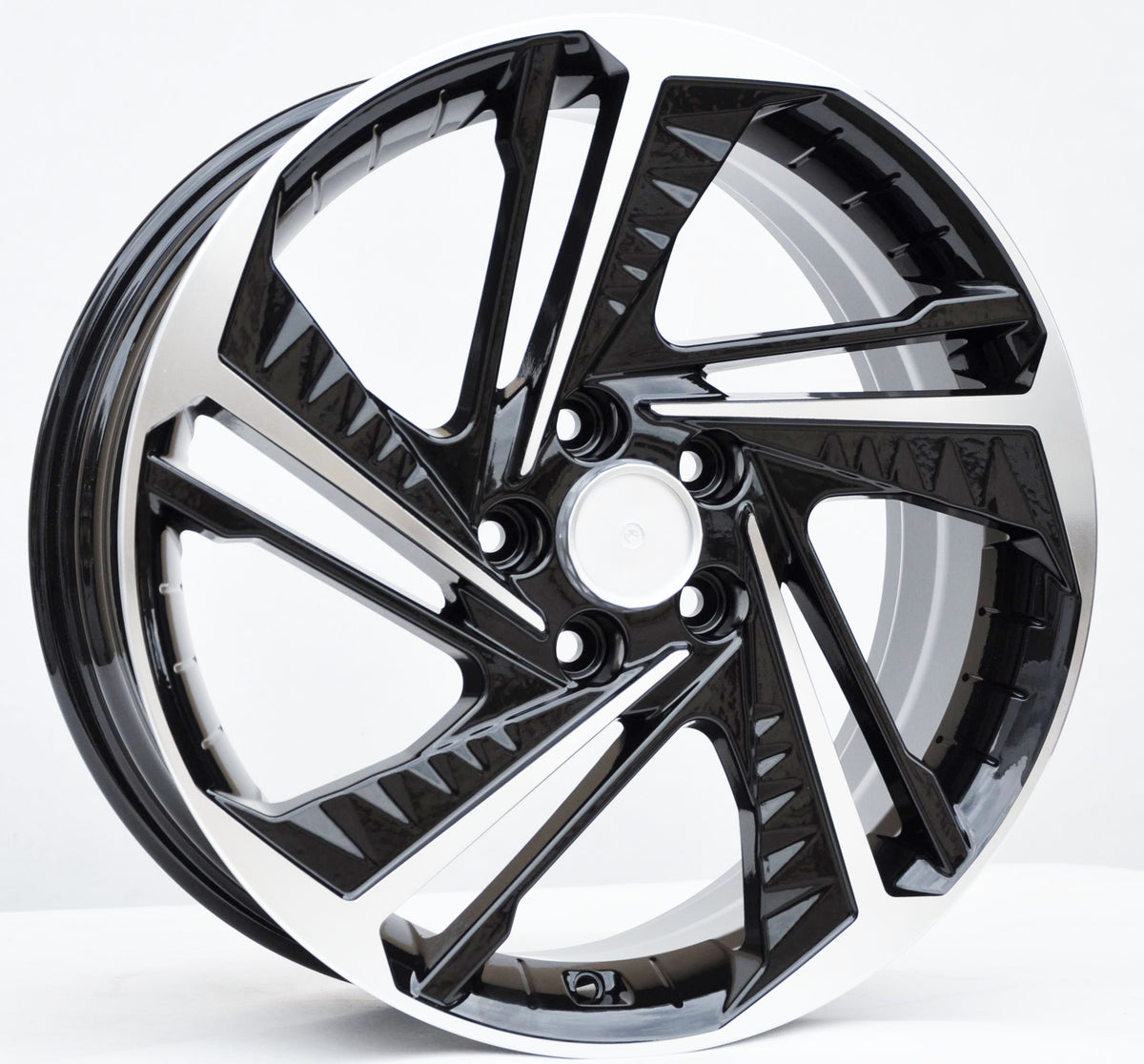 PDW 5895 Alufælge 17" 7J 5x114.3 ET49 – Poleret/sort (sæt á 4)