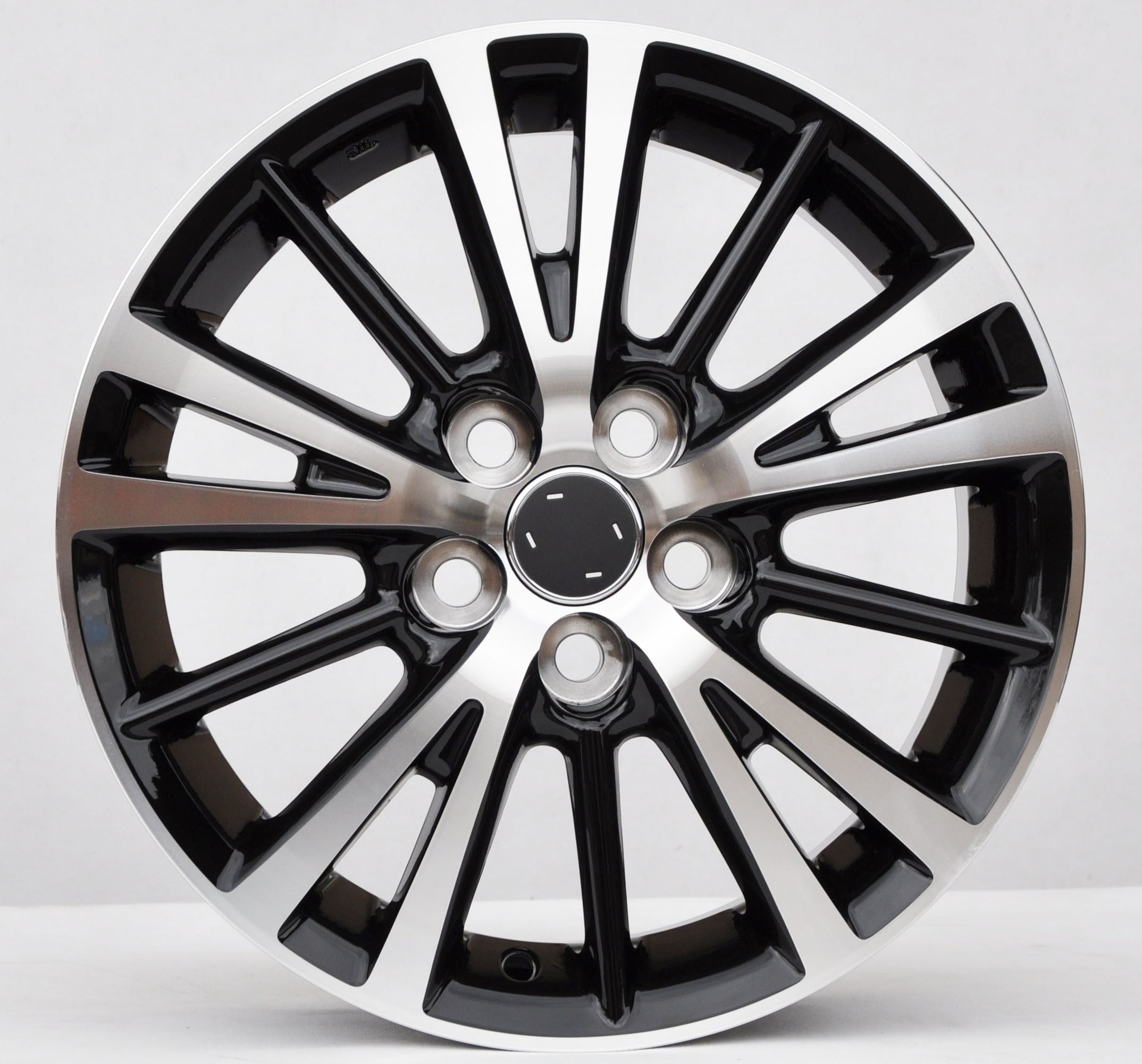 PDW 1051 Alufælge 15" 5x100 ET39 – Poleret/sort (sæt á 4)