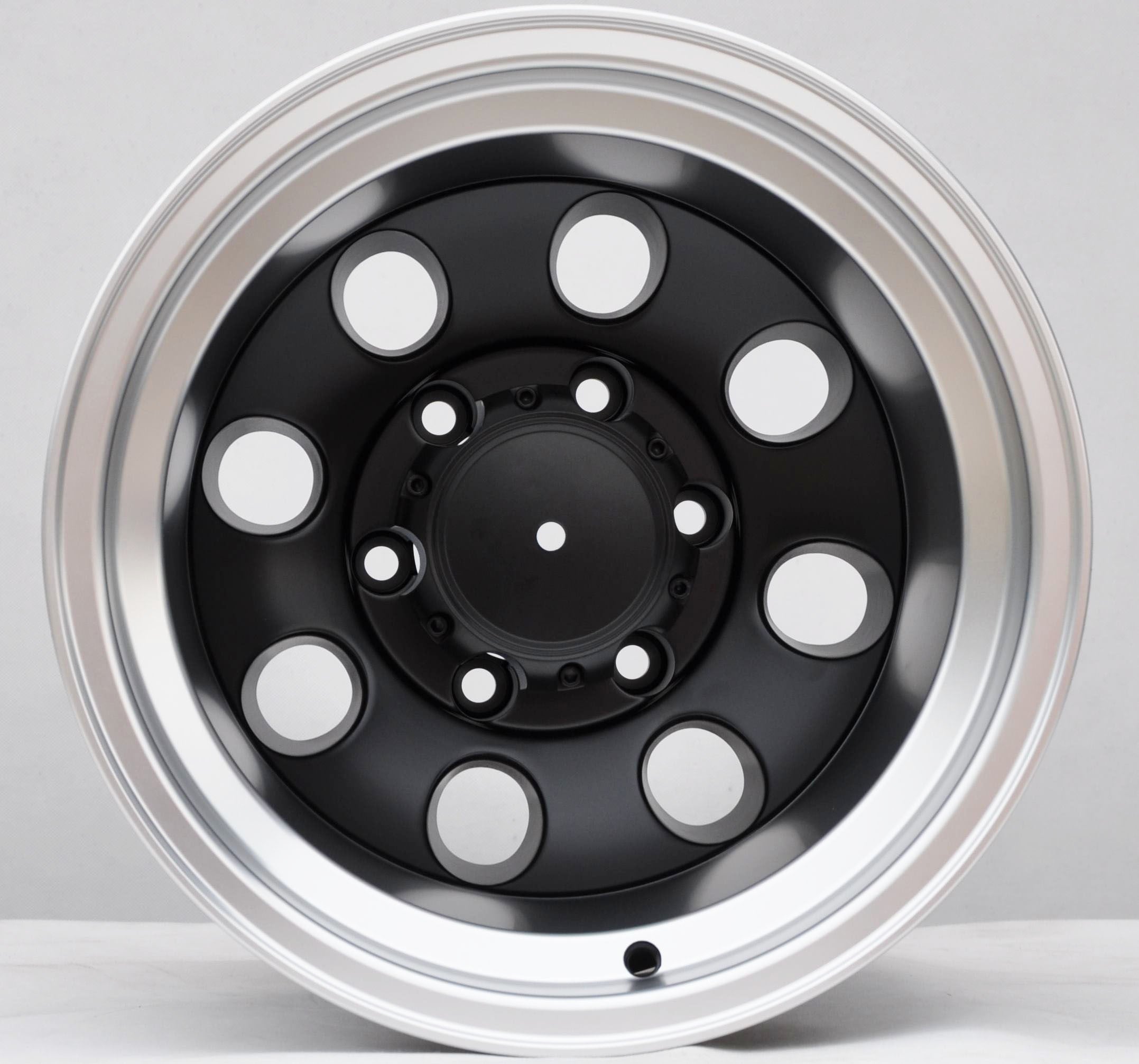 PDW 997 Alufælge 15" 6x139.7 ET-70 – Poleret/sort mat (sæt á 4)
