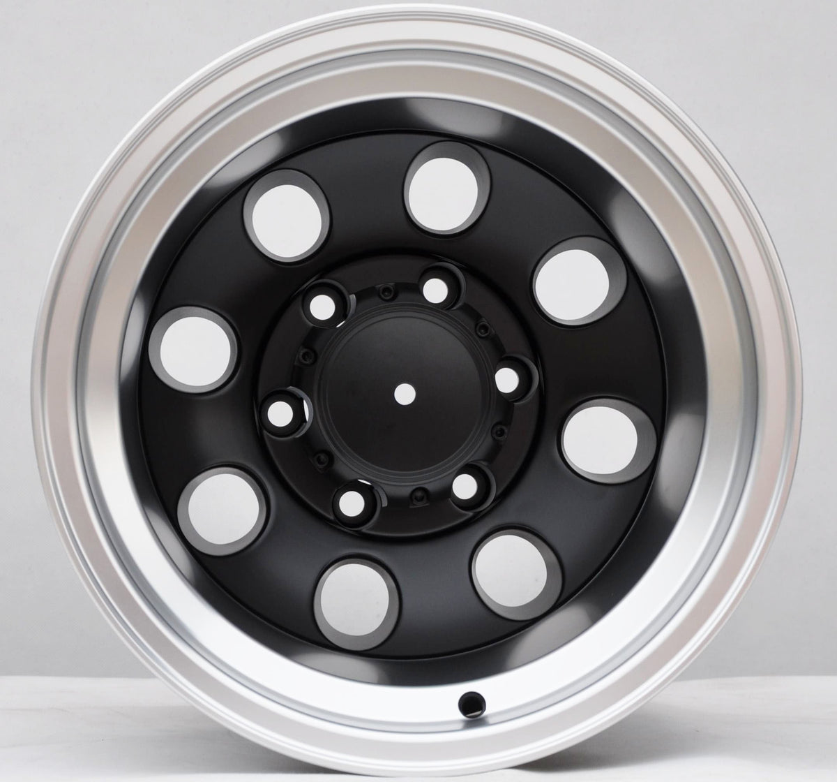 PDW 997 Alufælge 15" 12J 6x139.7 ET-70 – Poleret/sort mat (sæt á 4)