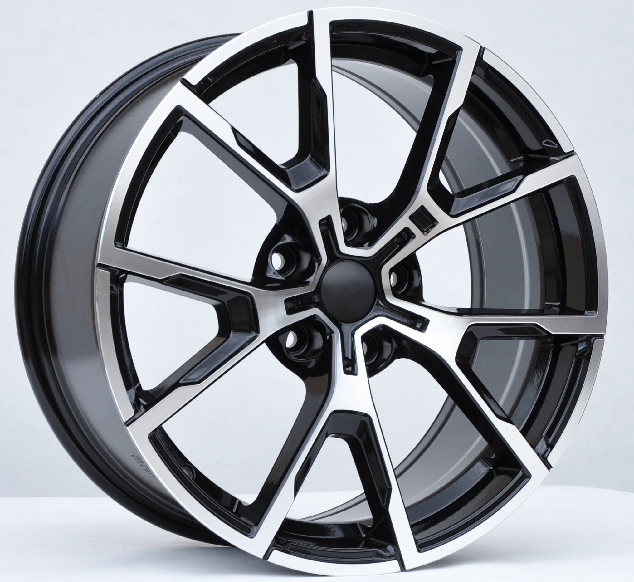 PDW 5601 Alufælge 17" 5x120 ET40 – Poleret/sort (sæt á 4)
