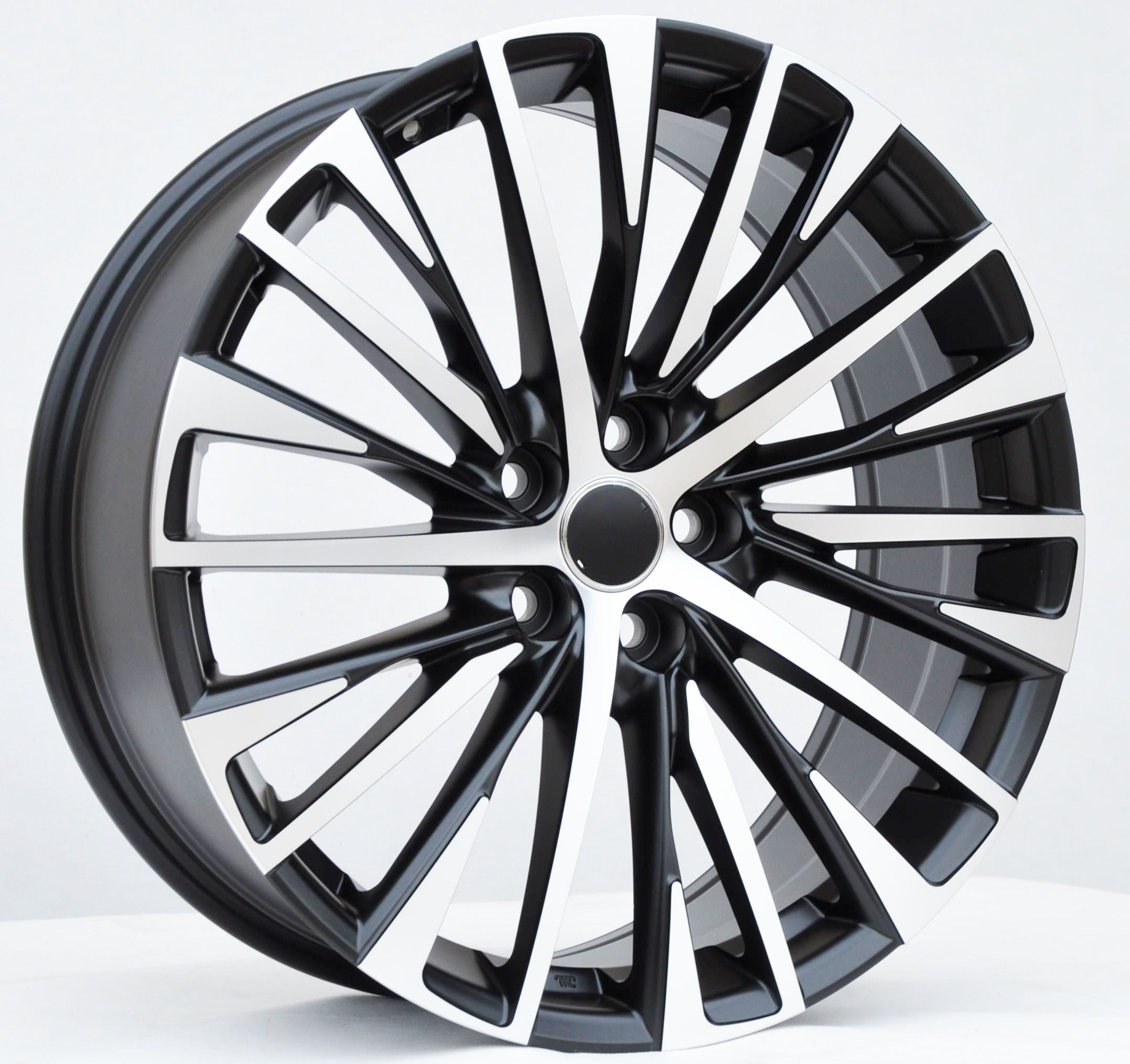 PDW 1118 Alufælge 21" 5x114.3 ET30 – Poleret/sort (sæt á 4)