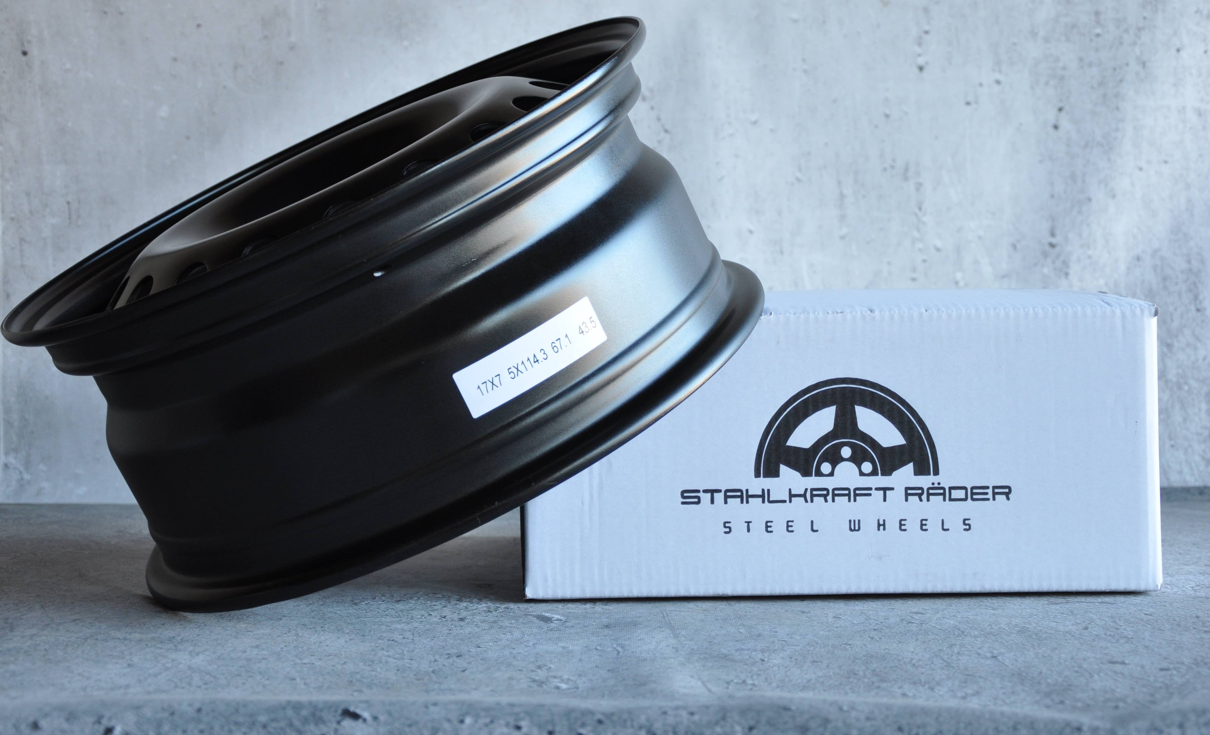 Stahlkraft Rader A17 Stålfælge 17" 5x114.3 ET43.5 – Sort (sæt á 4)