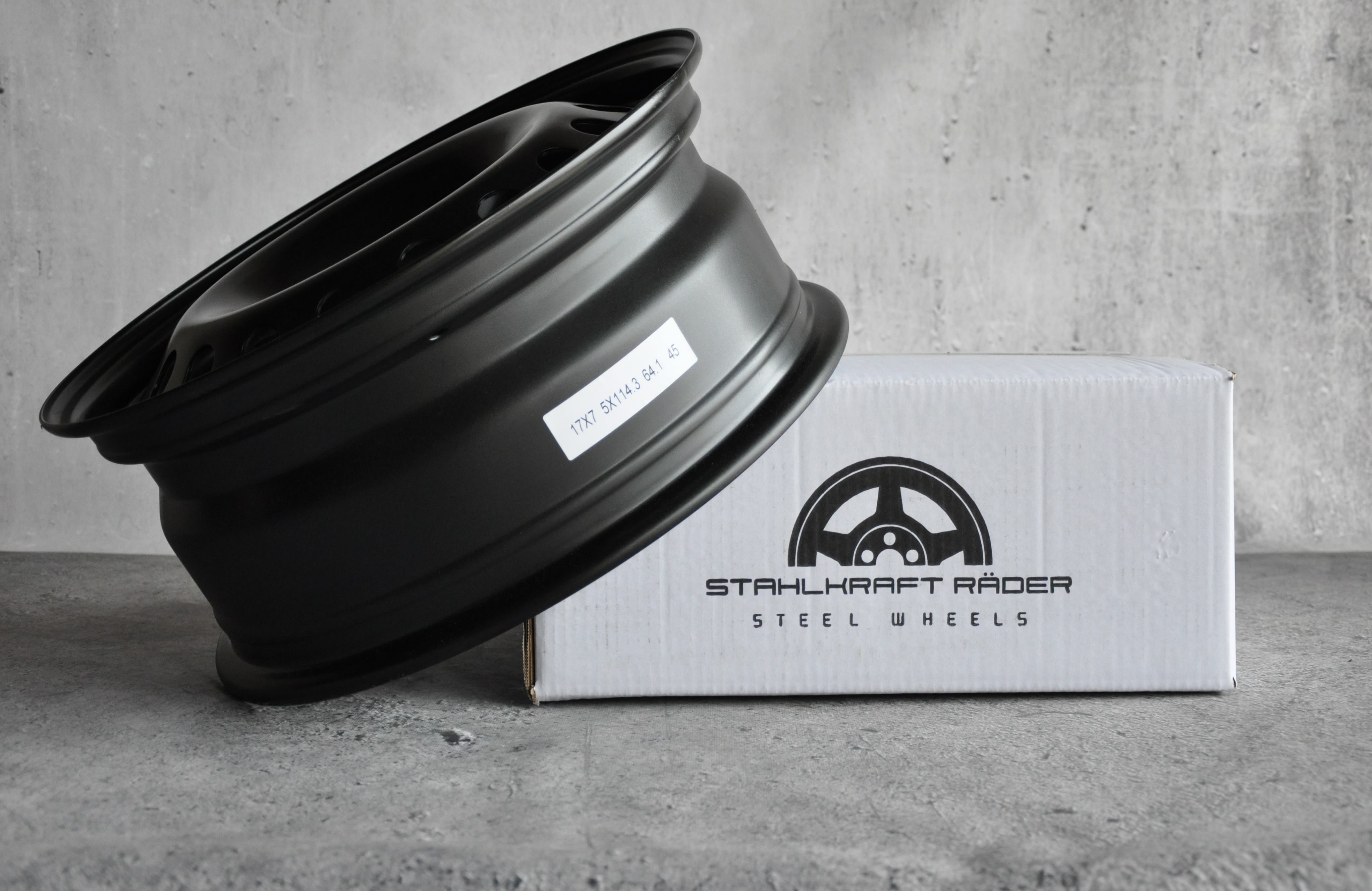 Stahlkraft Rader A17 Stålfælge 17" 5x114.3 ET45 – Sort (stk)