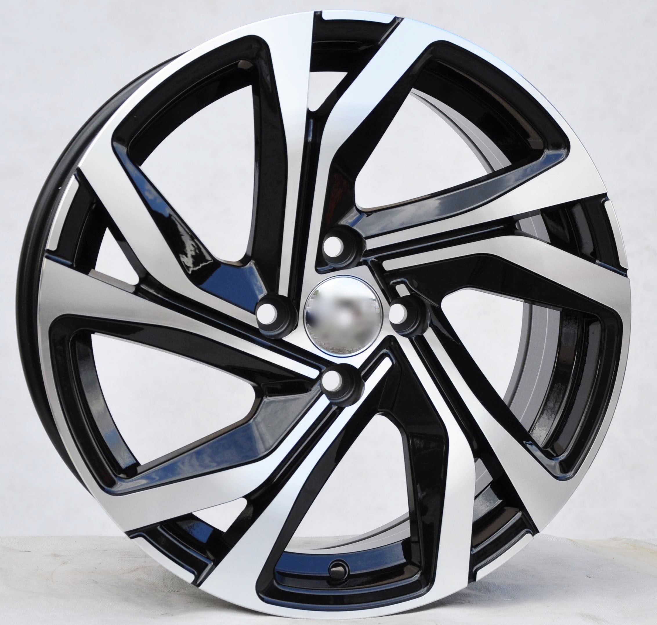 PDW 5762 Alufælge 17" 4x100 ET37 – Poleret/sort (sæt á 4)