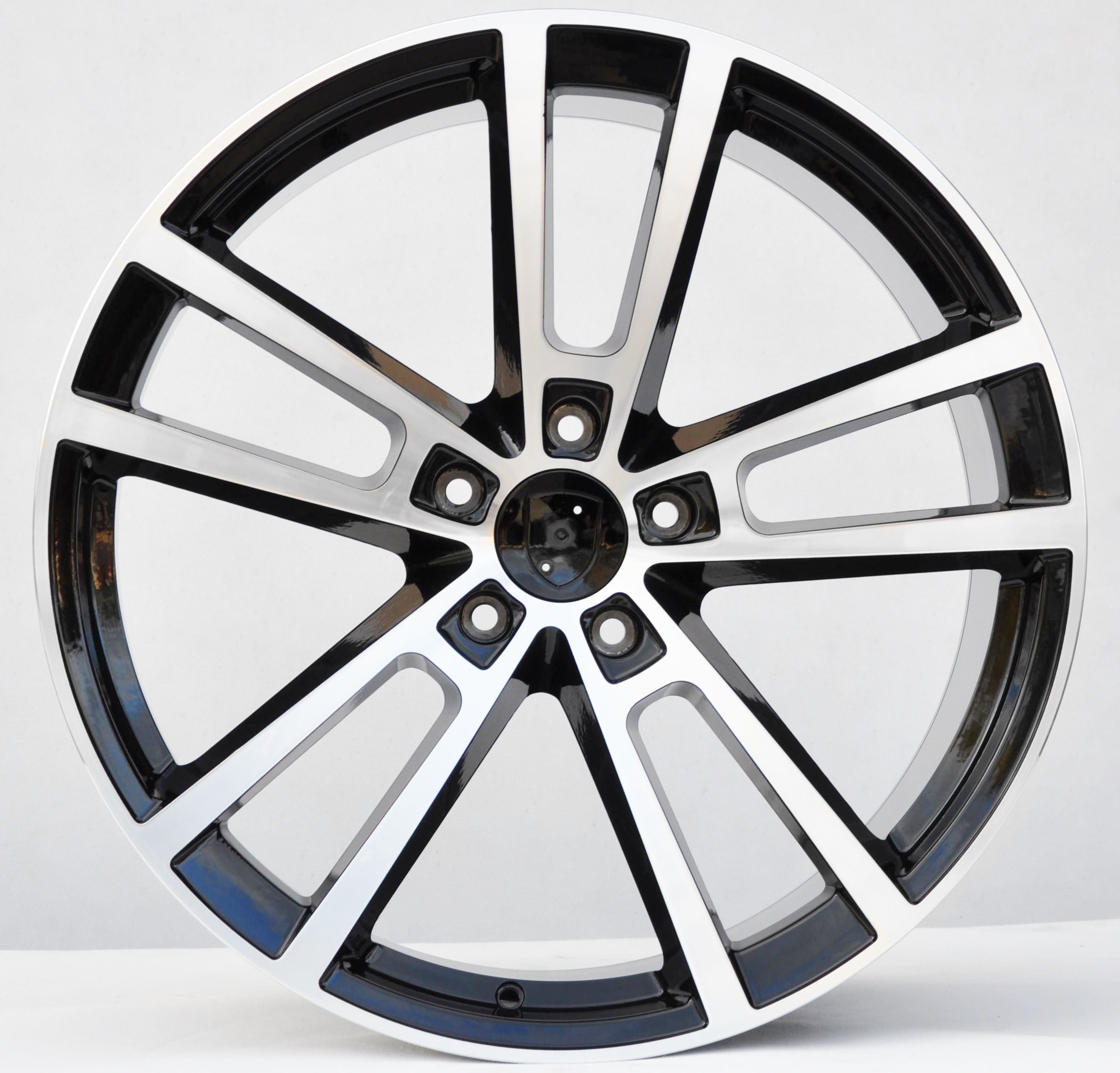 PDW 3081 Alufælge 22" 5x130 ET48 – Poleret/sort (sæt á 4)