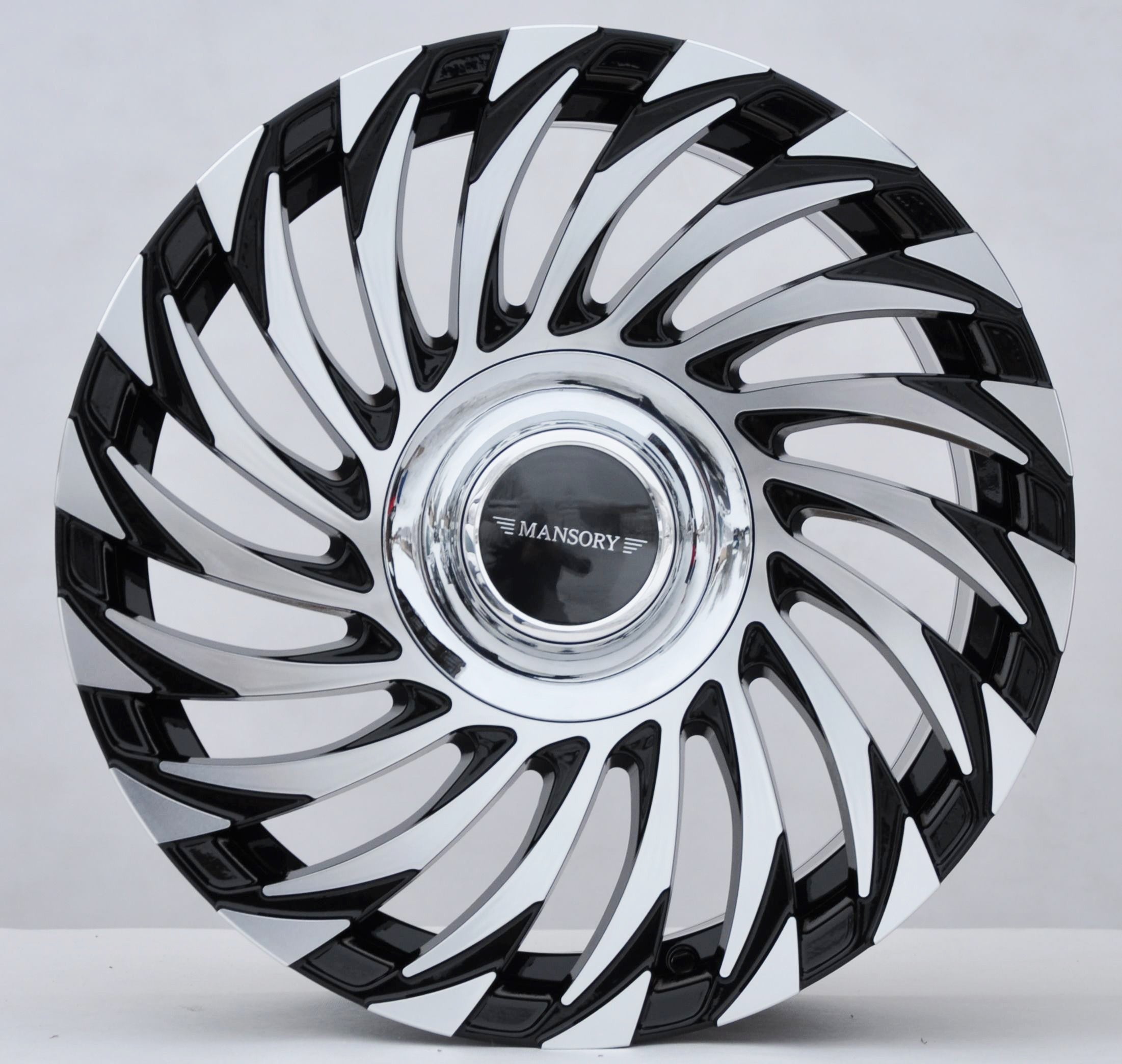 PDW 1537 Alufælge 18" 6x139.7 ET25 – Poleret/sort (sæt á 4)