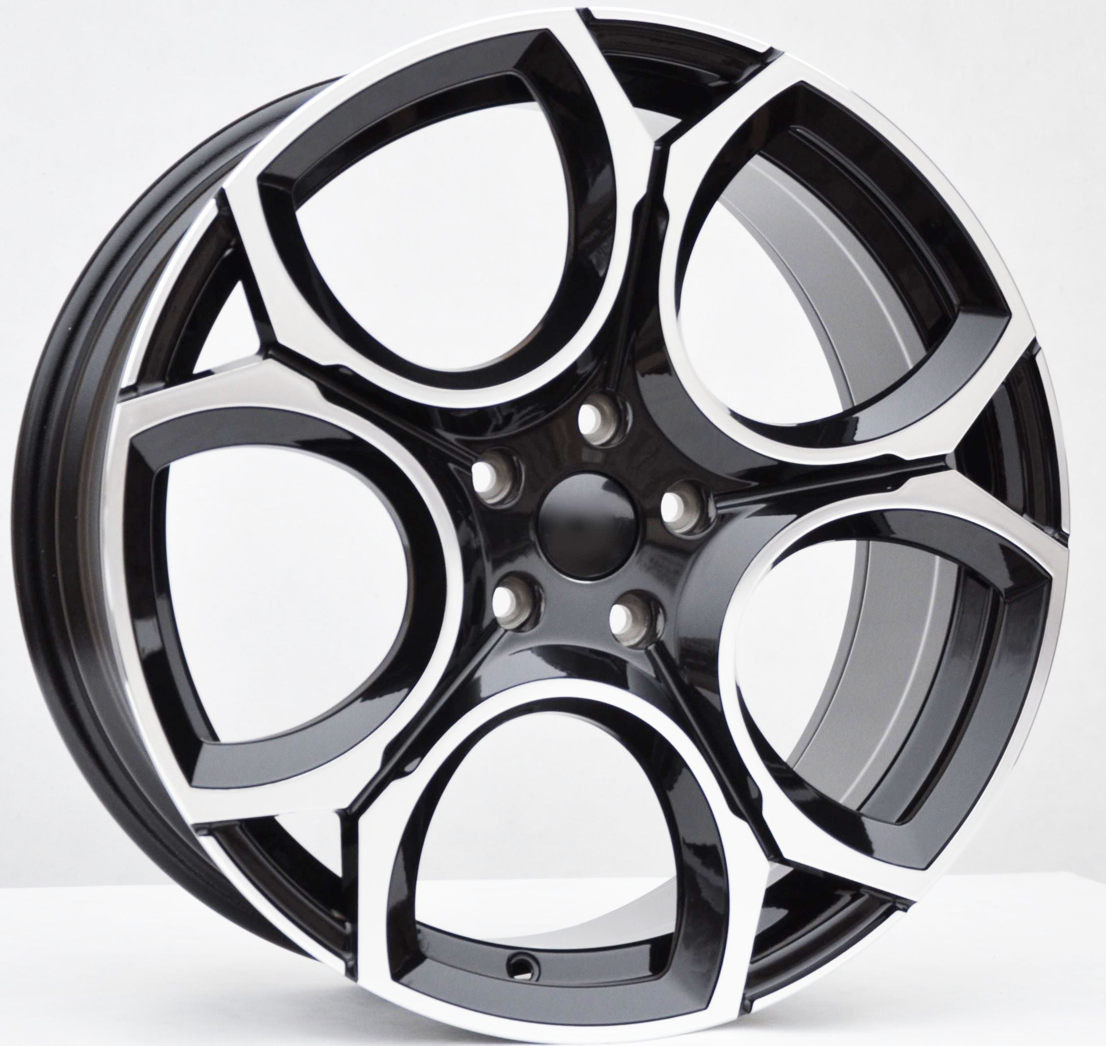 PDW 5162/5656 Alufælge 19" 5x112 ET45 – Poleret/sort (sæt á 4)