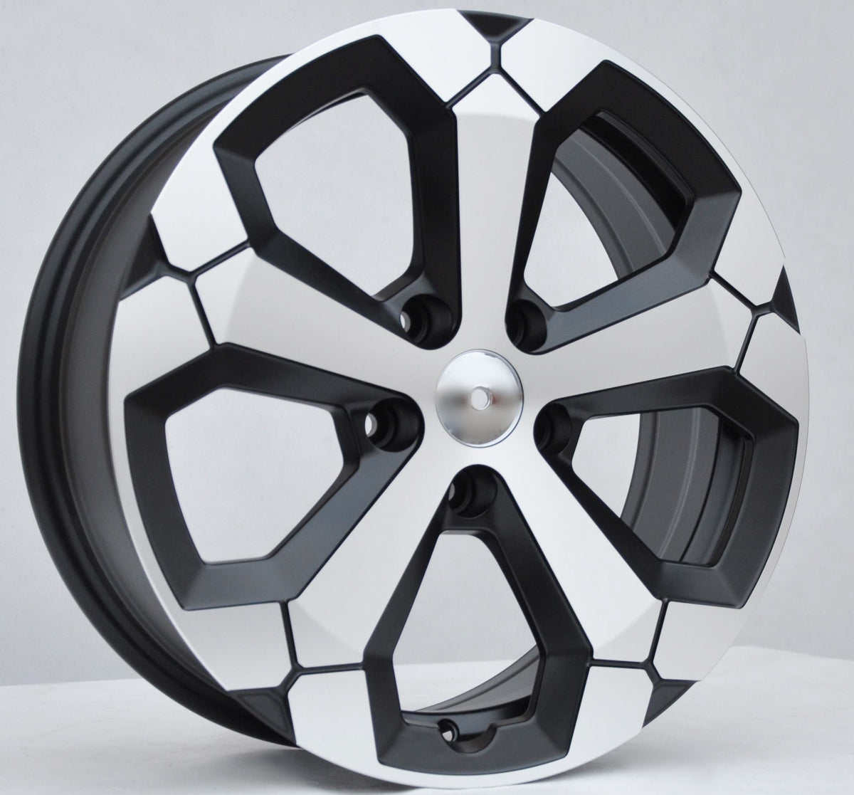 PDW 1274MBHM Alufælge 17" 6,5J 5x114.3 ET45 – Poleret/sort (sæt á 4)