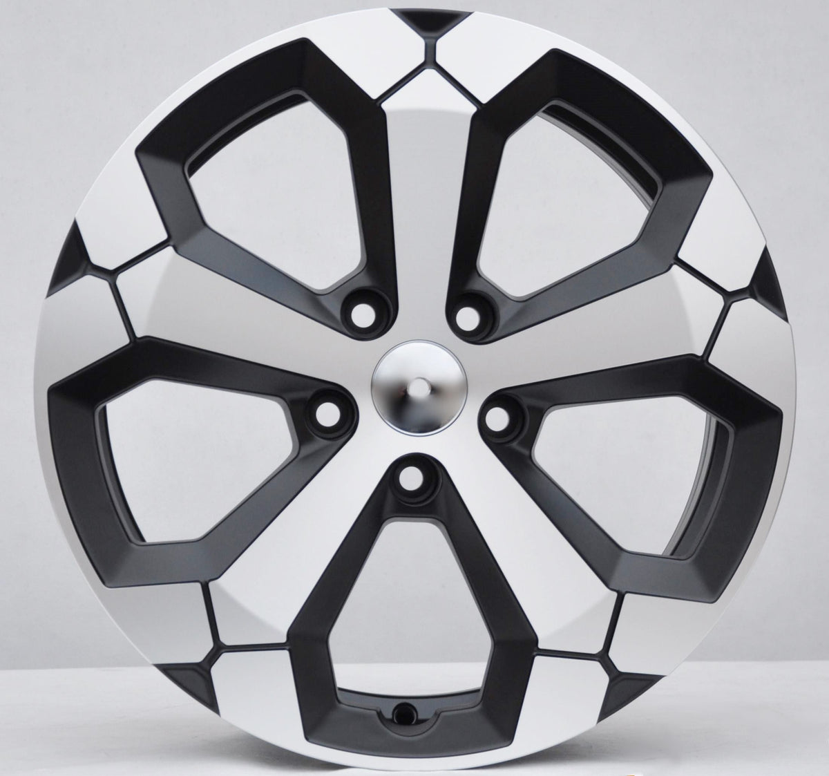 PDW 1274MBHM Alufælge 17" 6,5J 5x114.3 ET32 – Poleret/sort (sæt á 4)