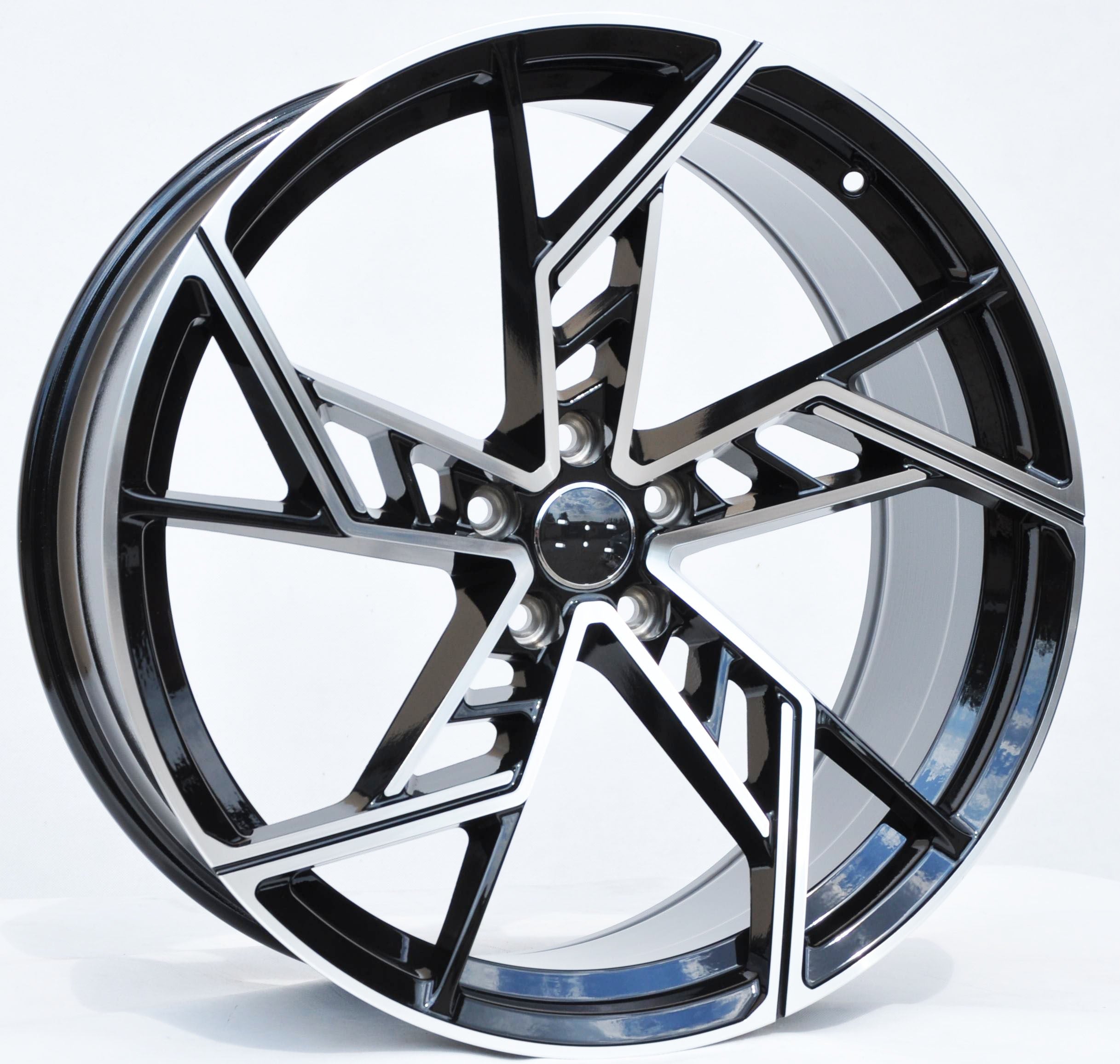 PDW 5611 Alufælge 19" 5x112 ET40 – Poleret/sort (sæt á 4)