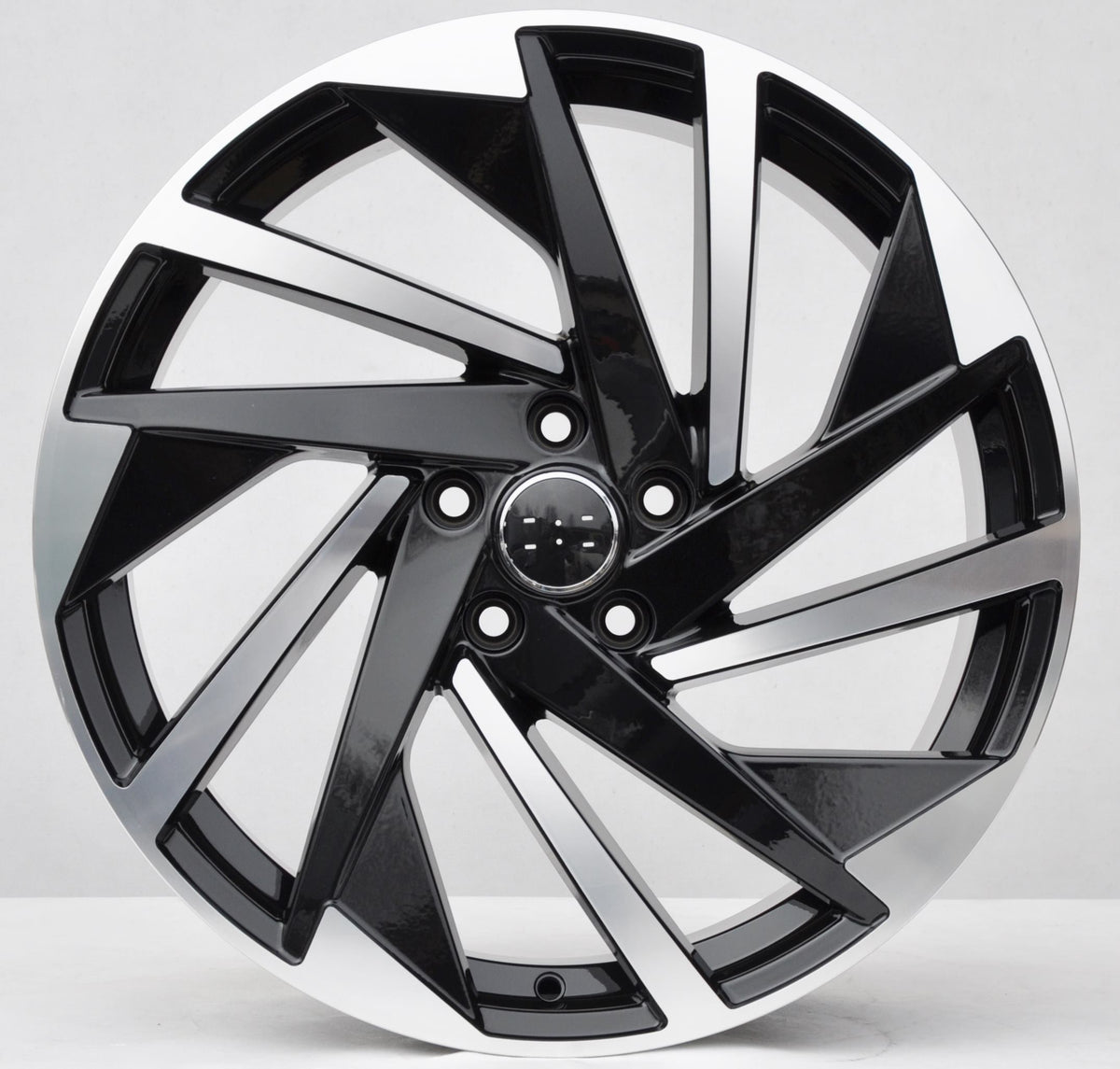PDW FBX170 Alufælge 19" 8J 5x112 ET40 – Poleret/sort (sæt á 4)