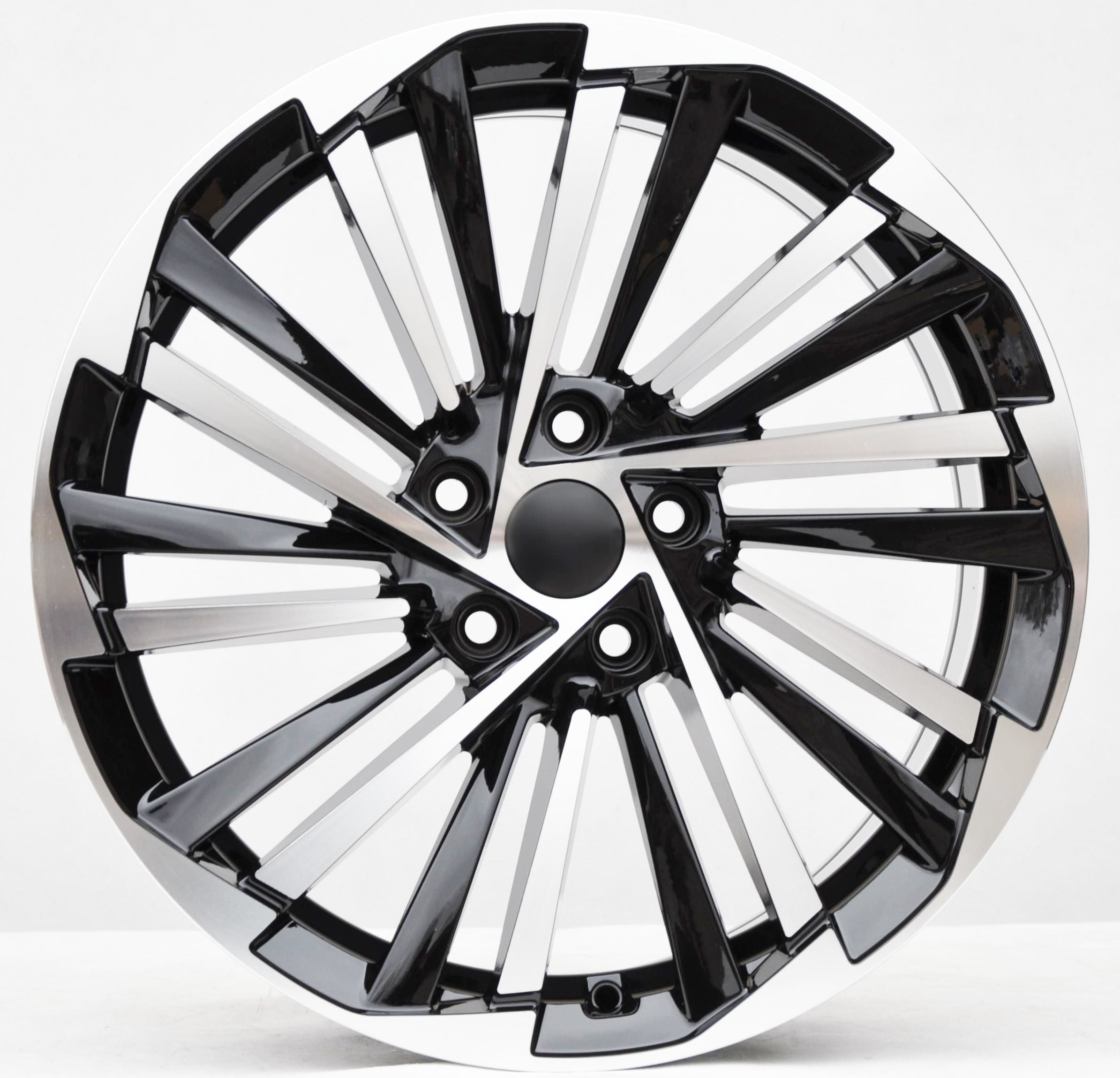 PDW FBX261 Alufælge 18" 5x112 ET40 – Poleret/sort (sæt á 4)