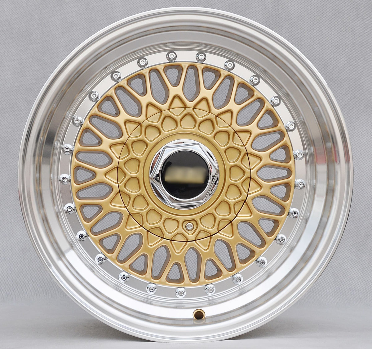PDW 247/479/5616 Alufælge 15" 7J 4x100 ET35 – Guld (sæt á 4)