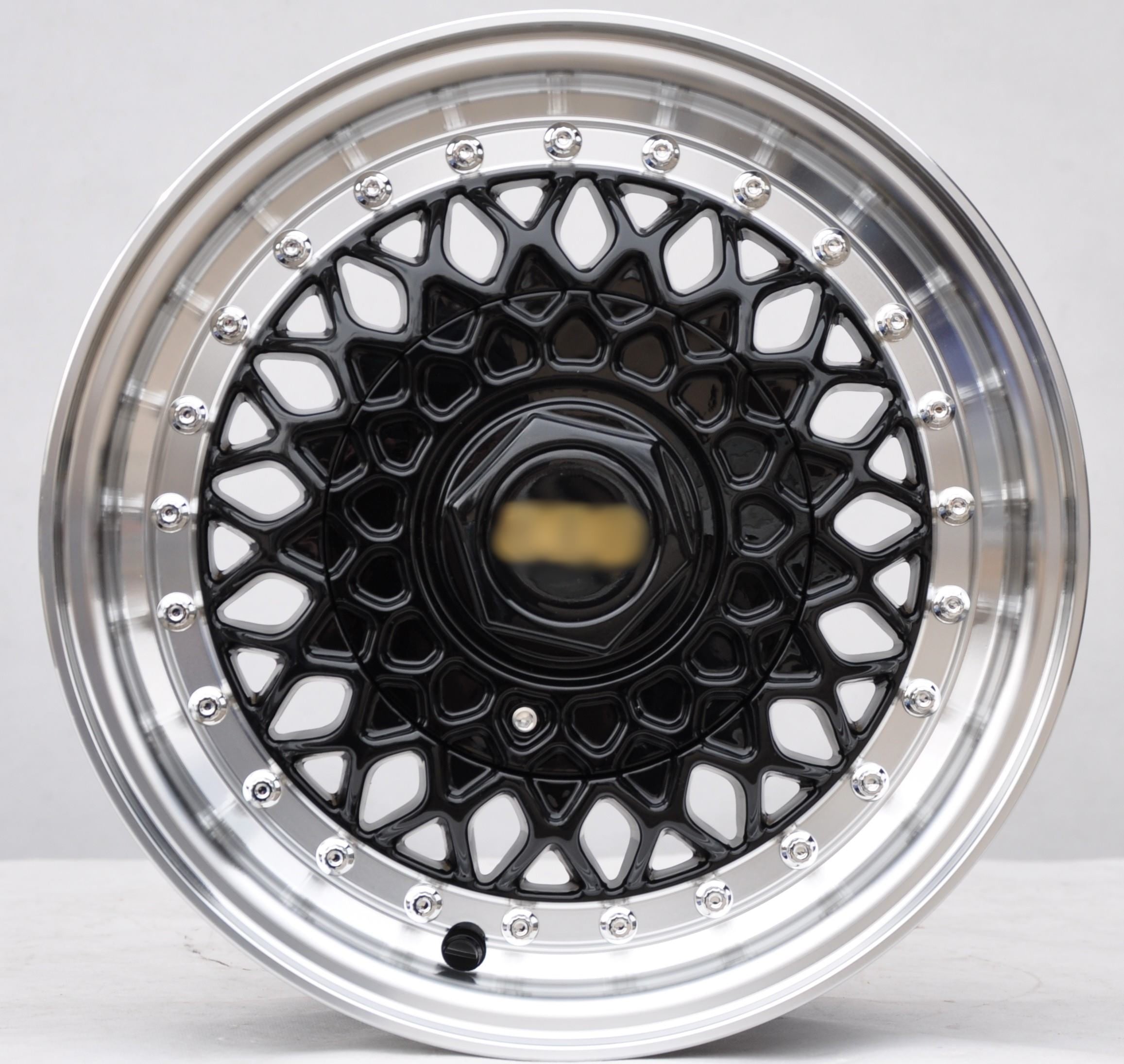 PDW 479 Alufælge 15" 4x100 ET35 – Sort (sæt á 4)