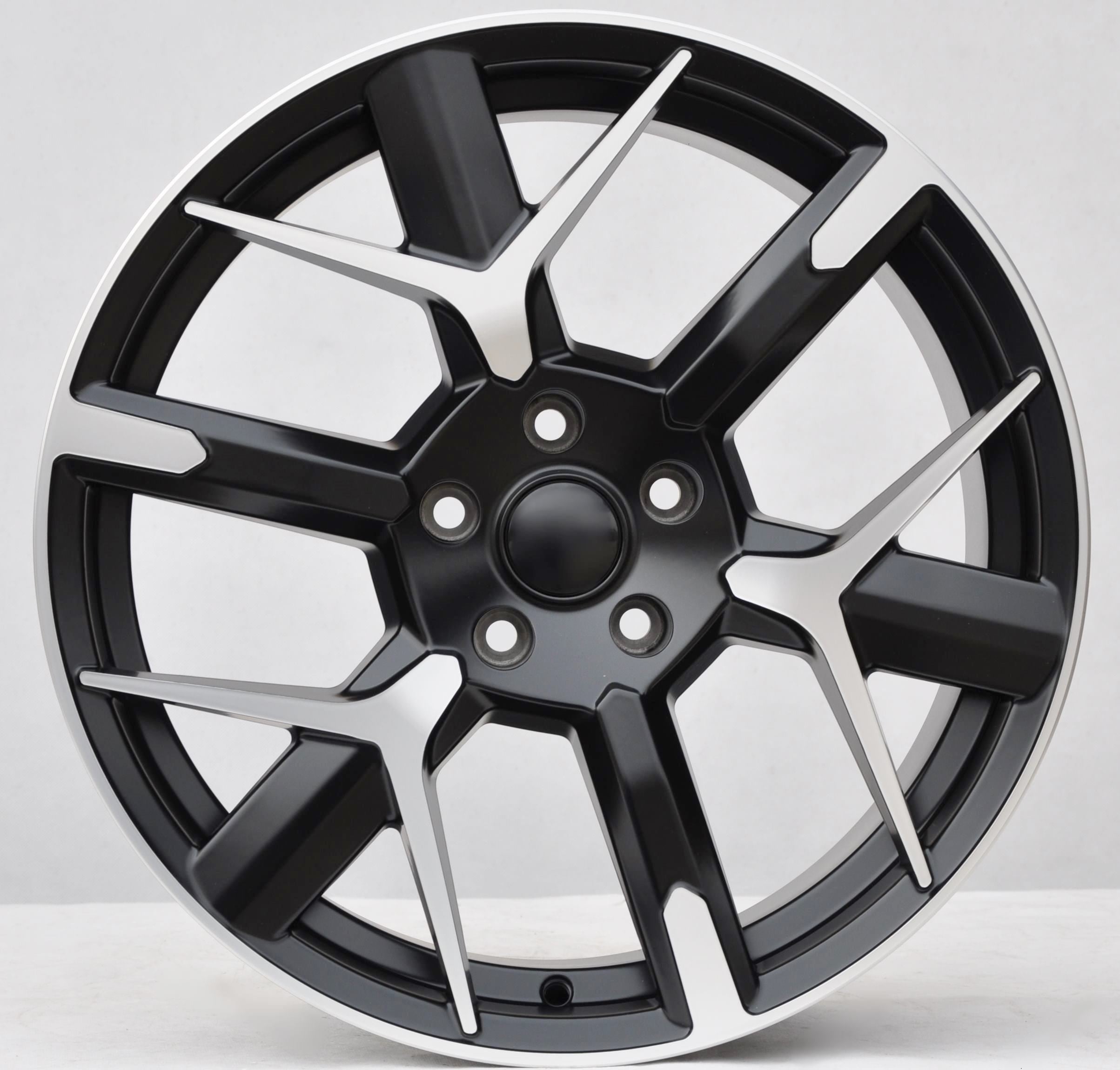PDW 6147 Alufælge 19" 5x112 ET40 – Poleret/sort półmat (sæt á 4)