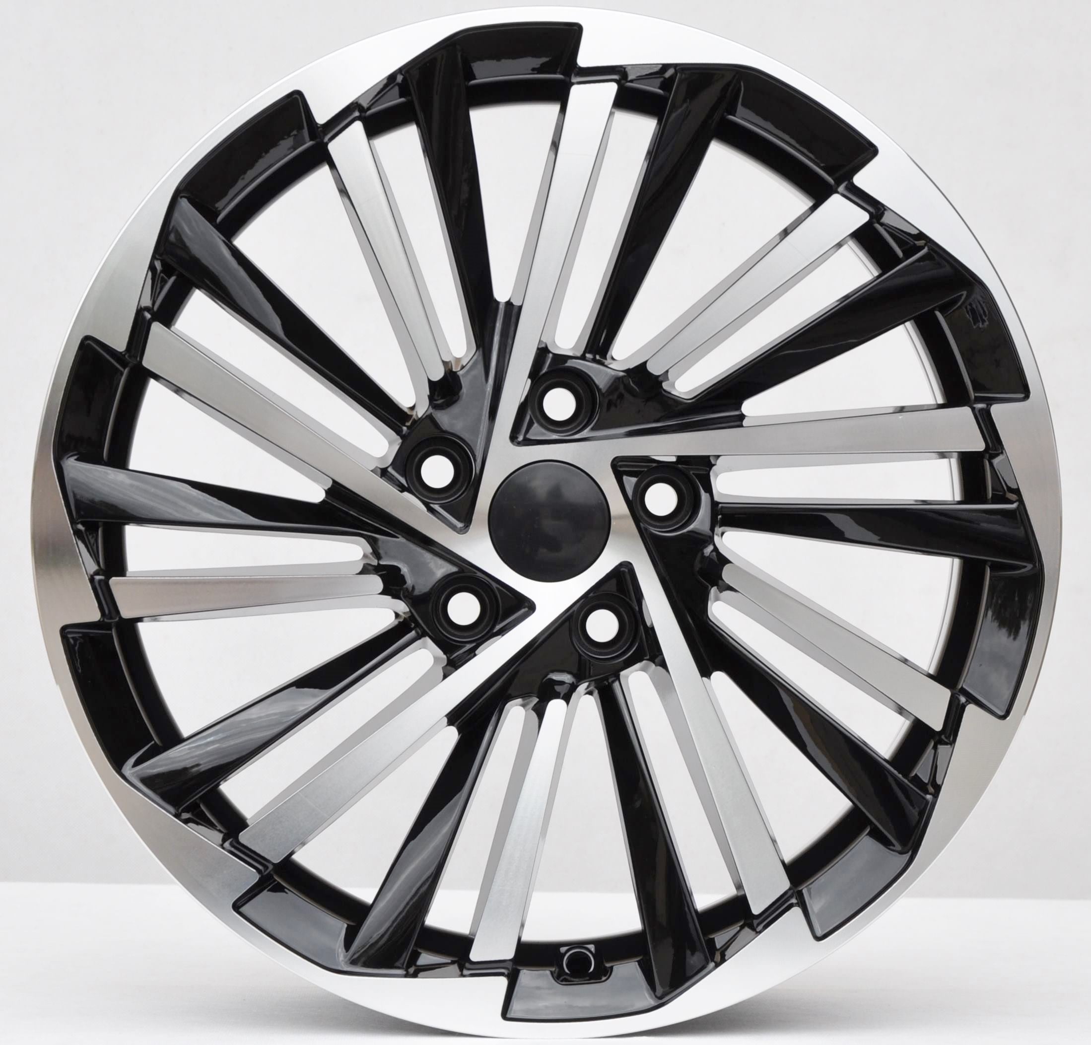 PDW FBX261 Alufælge 17" 5x112 ET40 – Poleret/sort (sæt á 4)