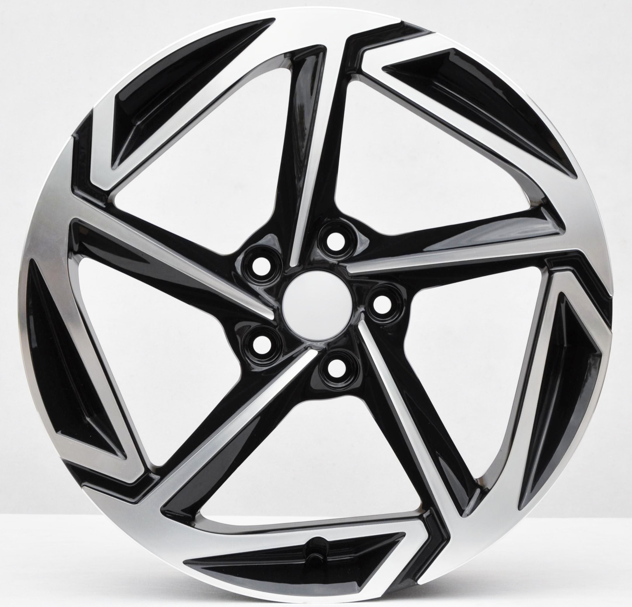 PDW 5898 Alufælge 18" 5x114.3 ET51 – Poleret/sort (sæt á 4)