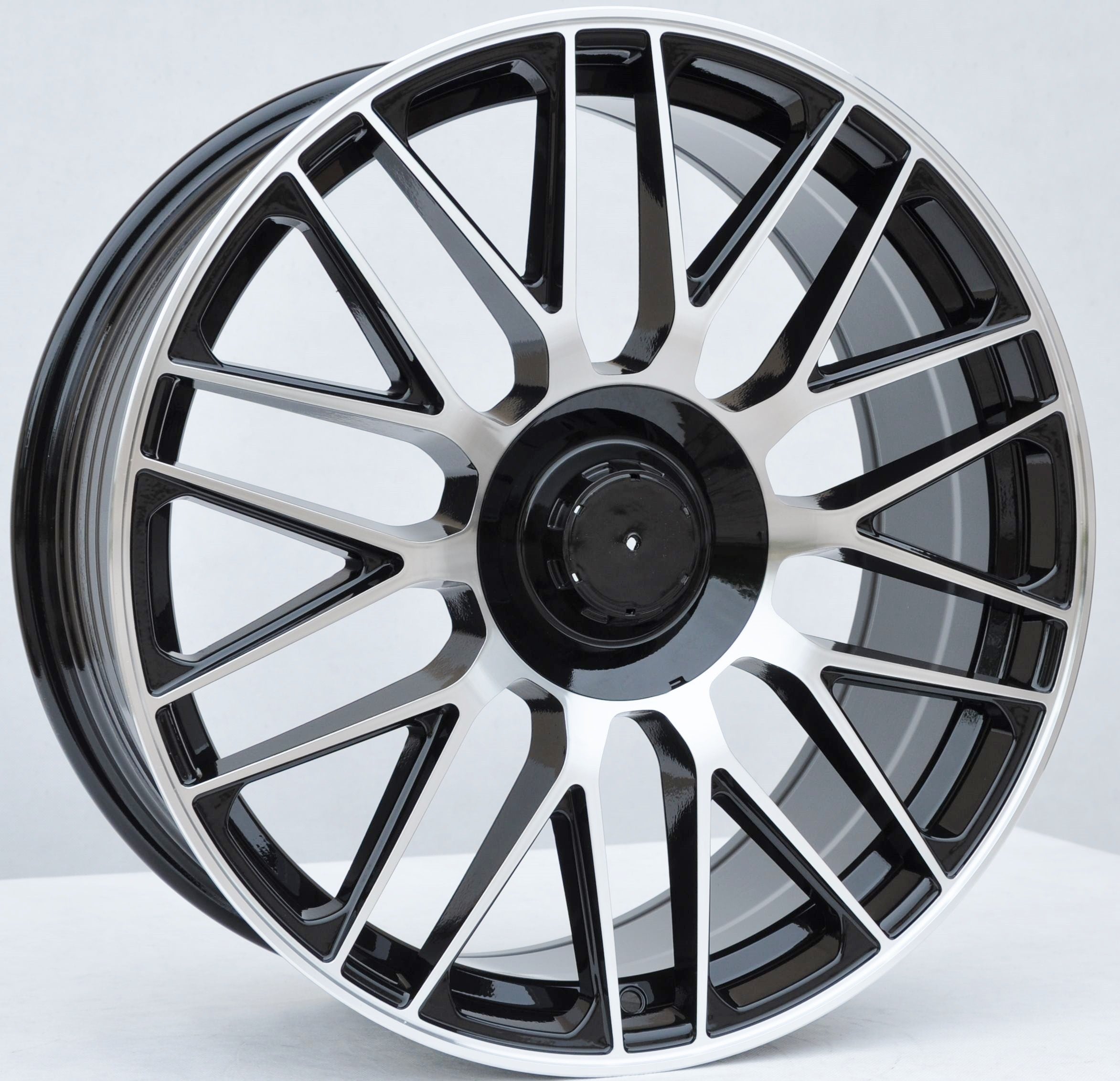 PDW y0207/FBX161 Alufælge 20" 5x112 ET40 – Poleret/sort (sæt á 4)