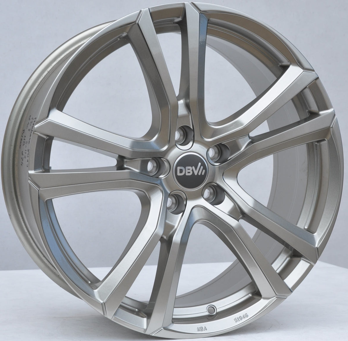 DBV 8019/KBA51946 Alufælge 19" 5x114.3 ET40 – røgfarvet (sæt á 4)
