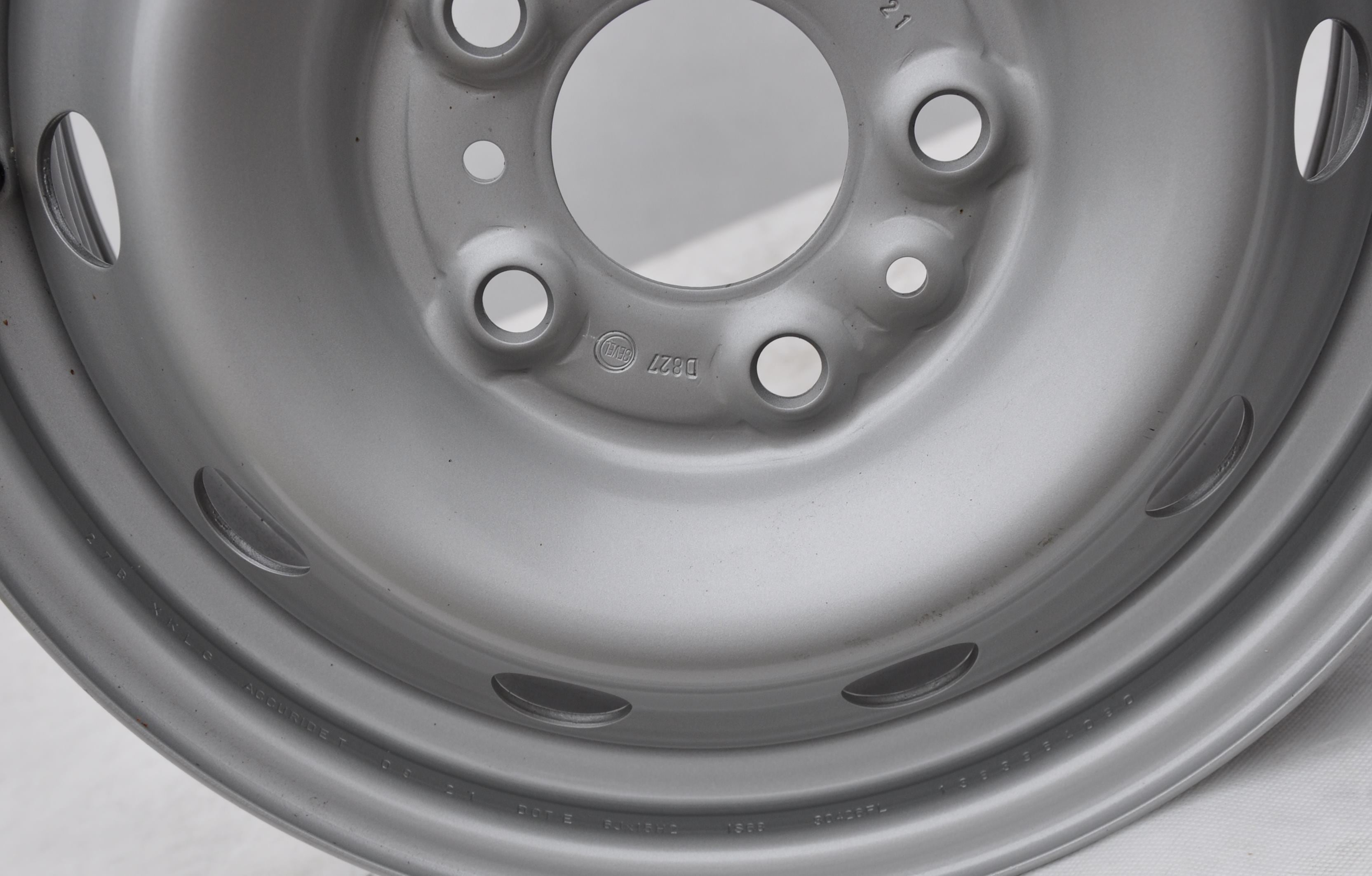 Peugeot (oryginalne OEM) 9847273380 Stålfælge 15" 5x118 ET68 – Sølv (sæt á 4)