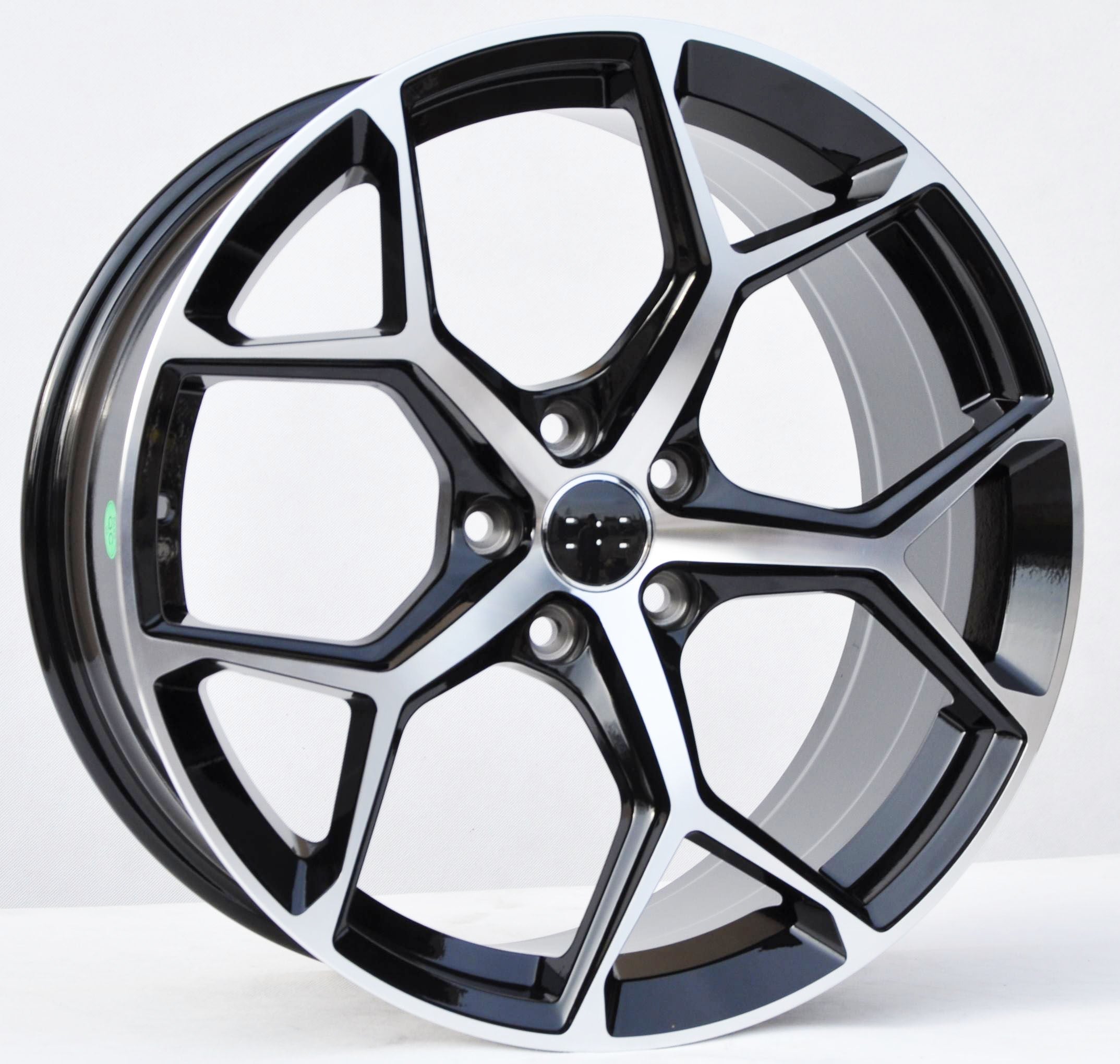 PDW 5598 Alufælge 19" 5x112 ET35 – Poleret/sort (sæt á 4)