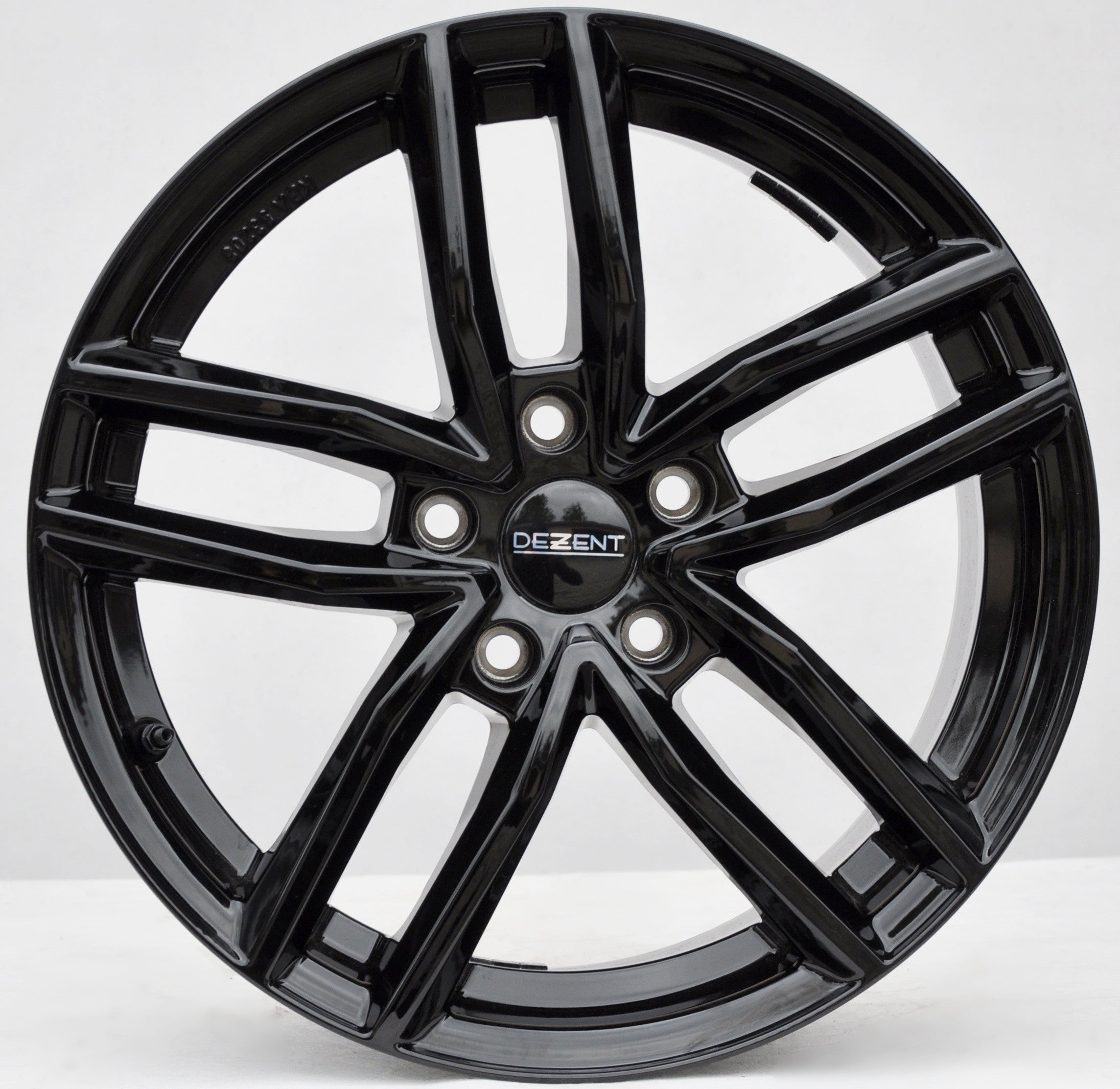 Dezent mtt/kba53208 Alufælge 17" 5x112 ET48 – Sort (sæt á 4)
