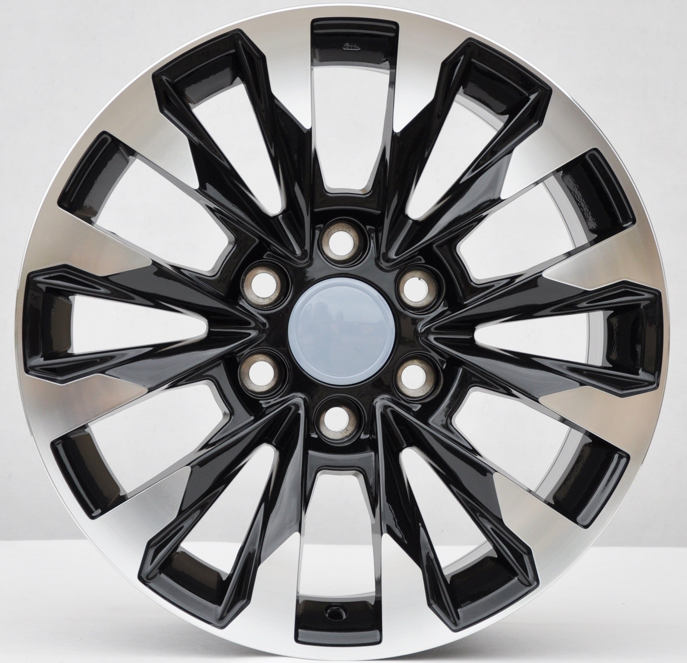 PDW Y0185 Alufælge 18" 6x139.7 ET25 – Poleret/sort (sæt á 4)