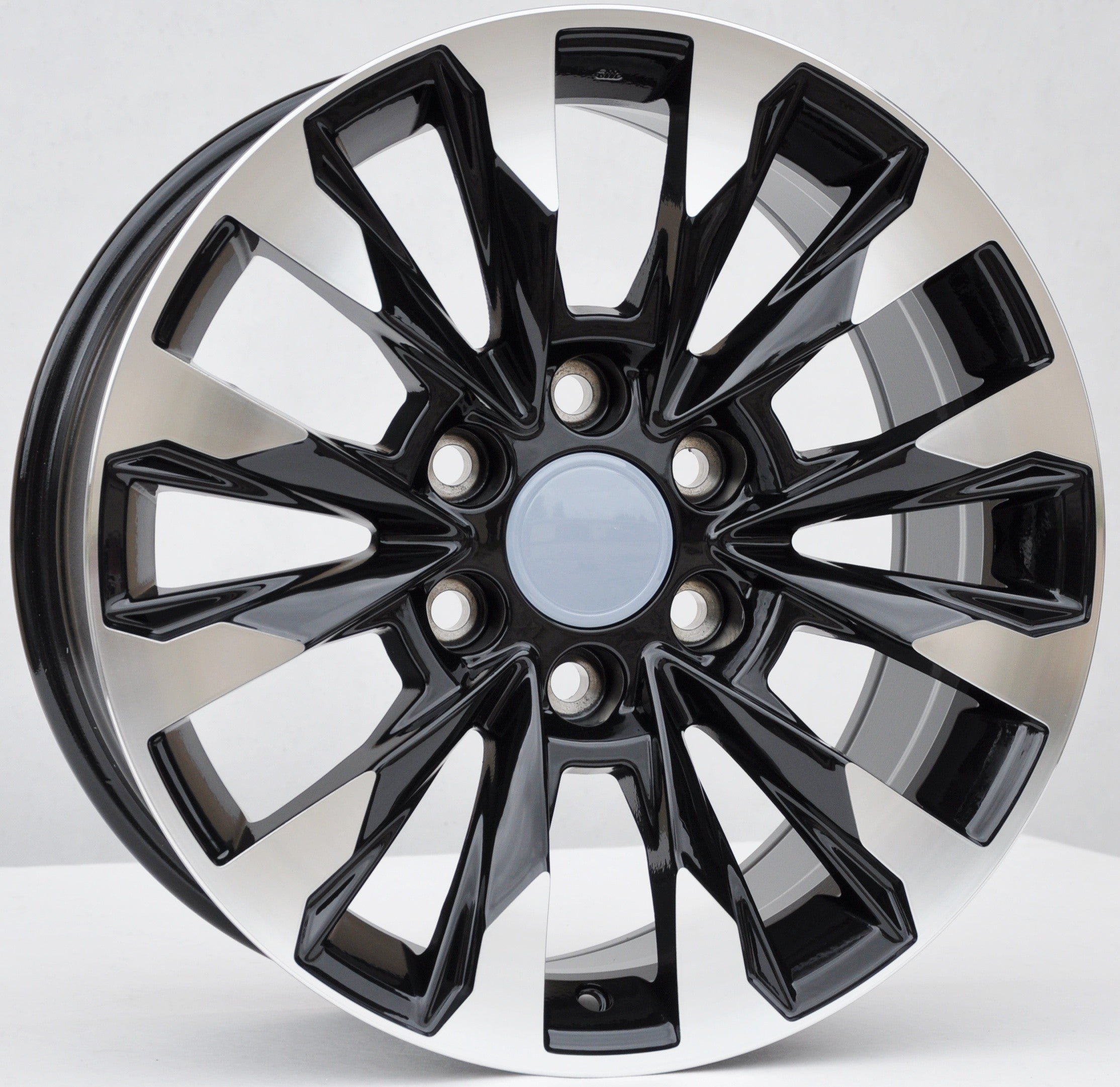 PDW Y0185 Alufælge 18" 6x139.7 ET25 – Poleret/sort (sæt á 4)