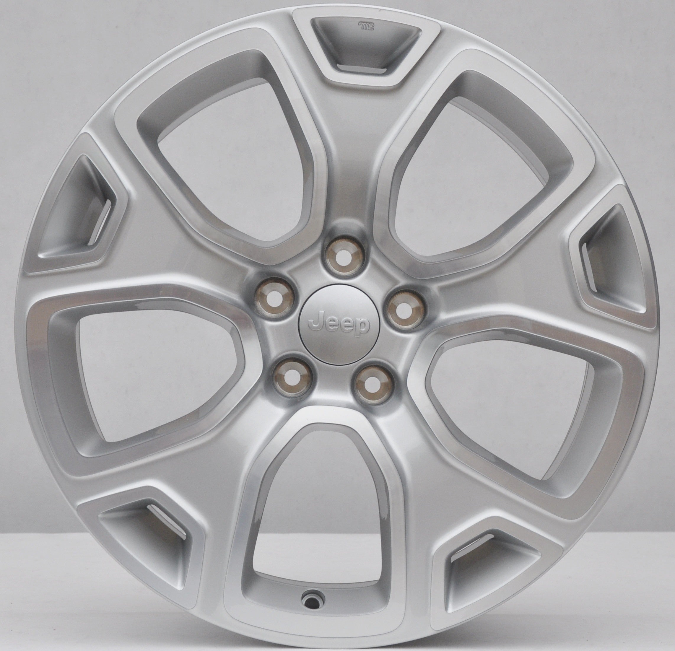 Jeep (oryginalne OEM) 5xa69maa/735577527 Alufælge 18" 5x110 ET40 – Sølv (sæt á 4)