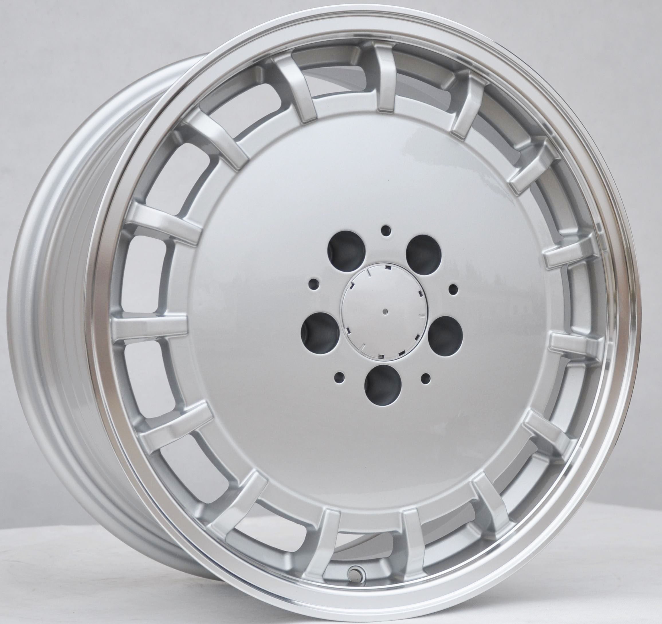 PDW 3029 Alufælge 17" 5x112 ET35 – Sølv/polerowany rant (sæt á 4)