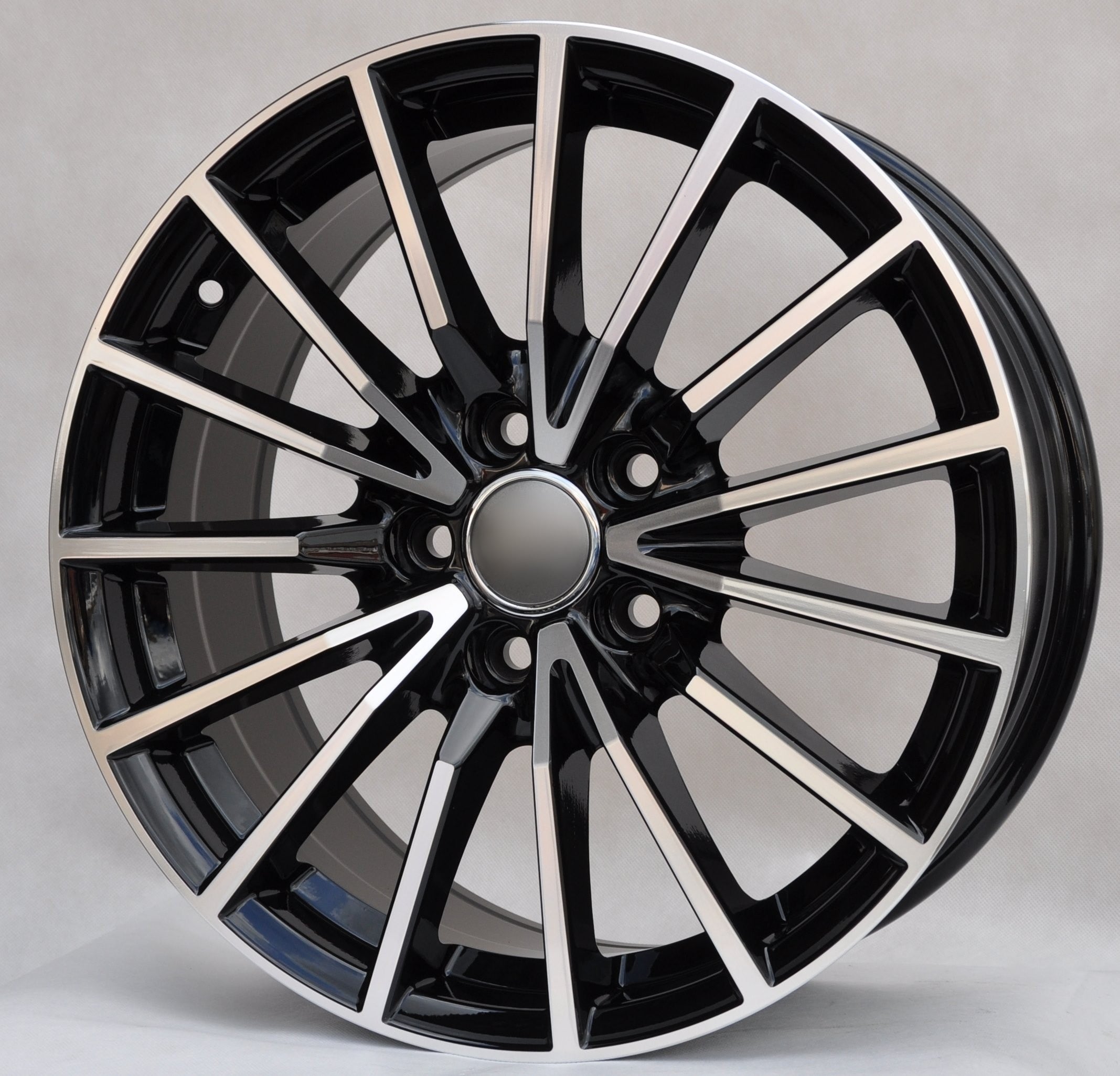PDW 5246 Alufælge 18" 5x112 ET31 – Poleret/sort (sæt á 4)