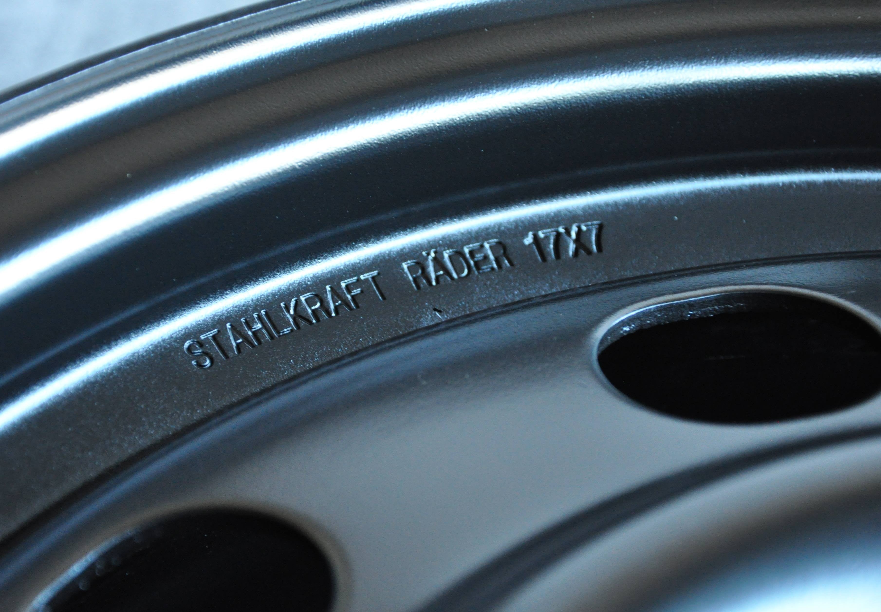 Stahlkraft Rader A17SZT Stålfælge 17" 5x108 ET50 – Sort (stk)