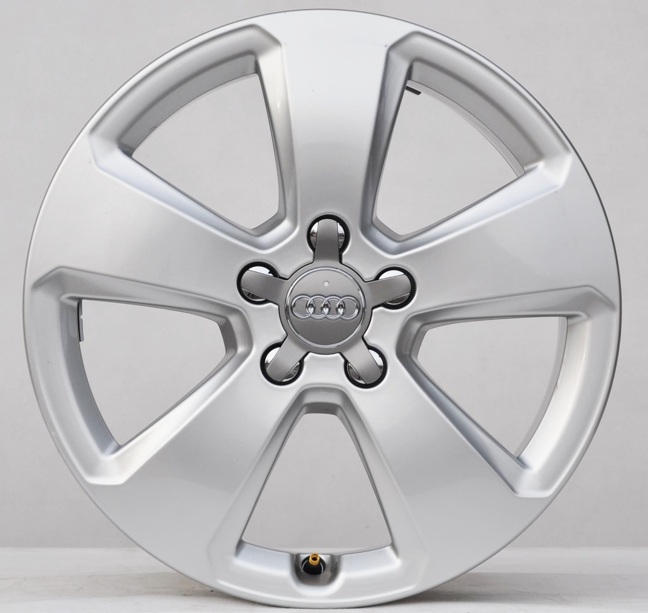 Audi (oryginalne OEM) 8v0601025ad Alufælge 17" 5x112 ET43 – Sølv (sæt á 4)