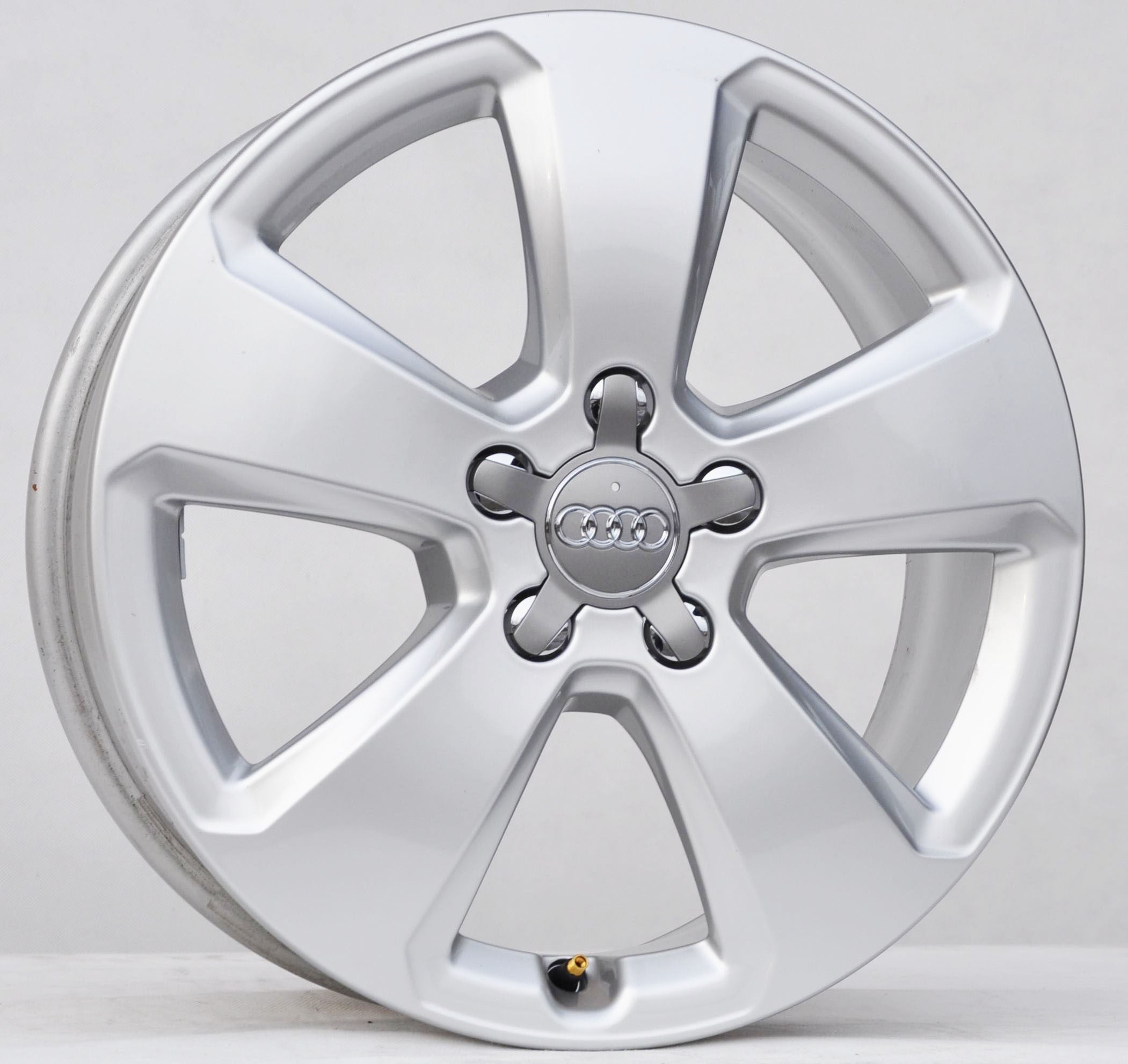 Audi (oryginalne OEM) 8v0601025ad Alufælge 17" 5x112 ET43 – Sølv (sæt á 4)