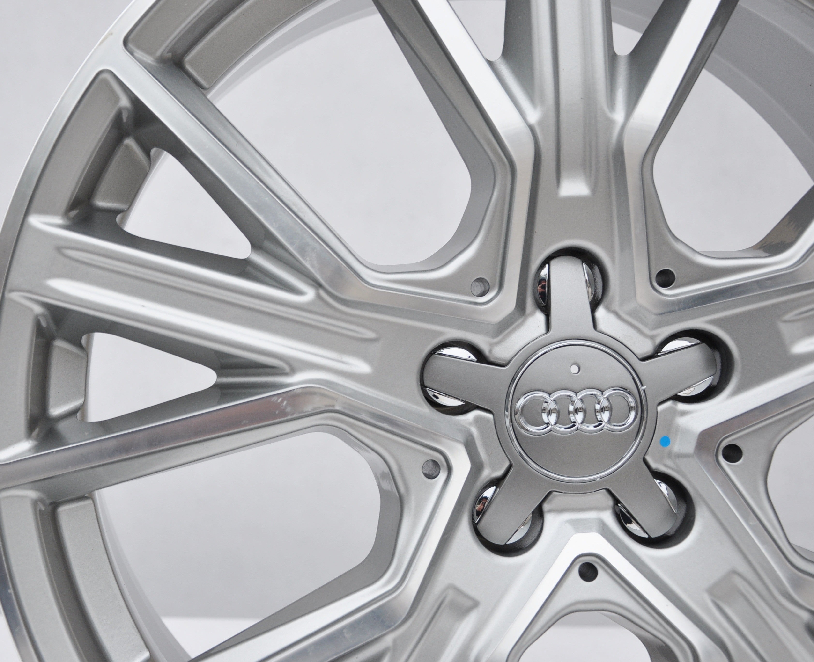 Wheelworld mihy/kba53403 Alufælge 19" 5x112 ET40 – Poleret/grafit (sæt á 4)