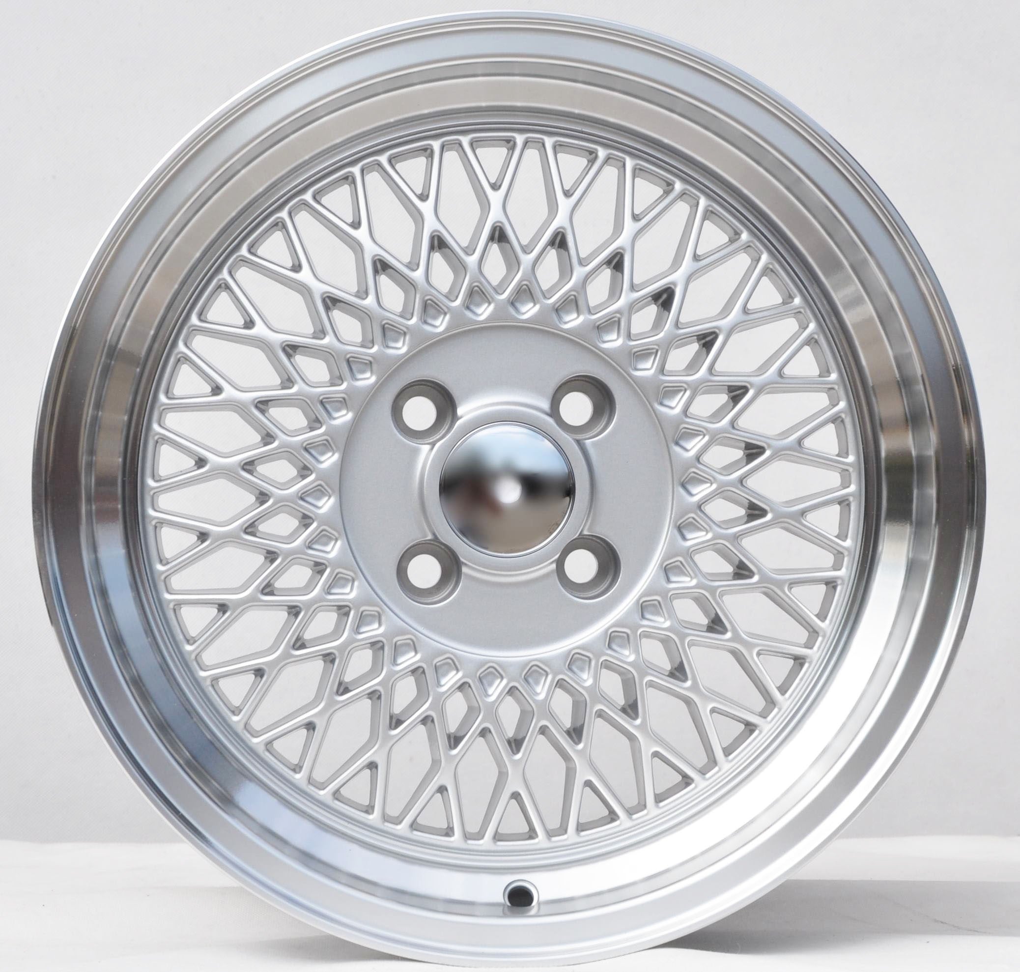 PDW 483 Alufælge 15" 4x100 ET25 – Poleret/sølv (sæt á 4)