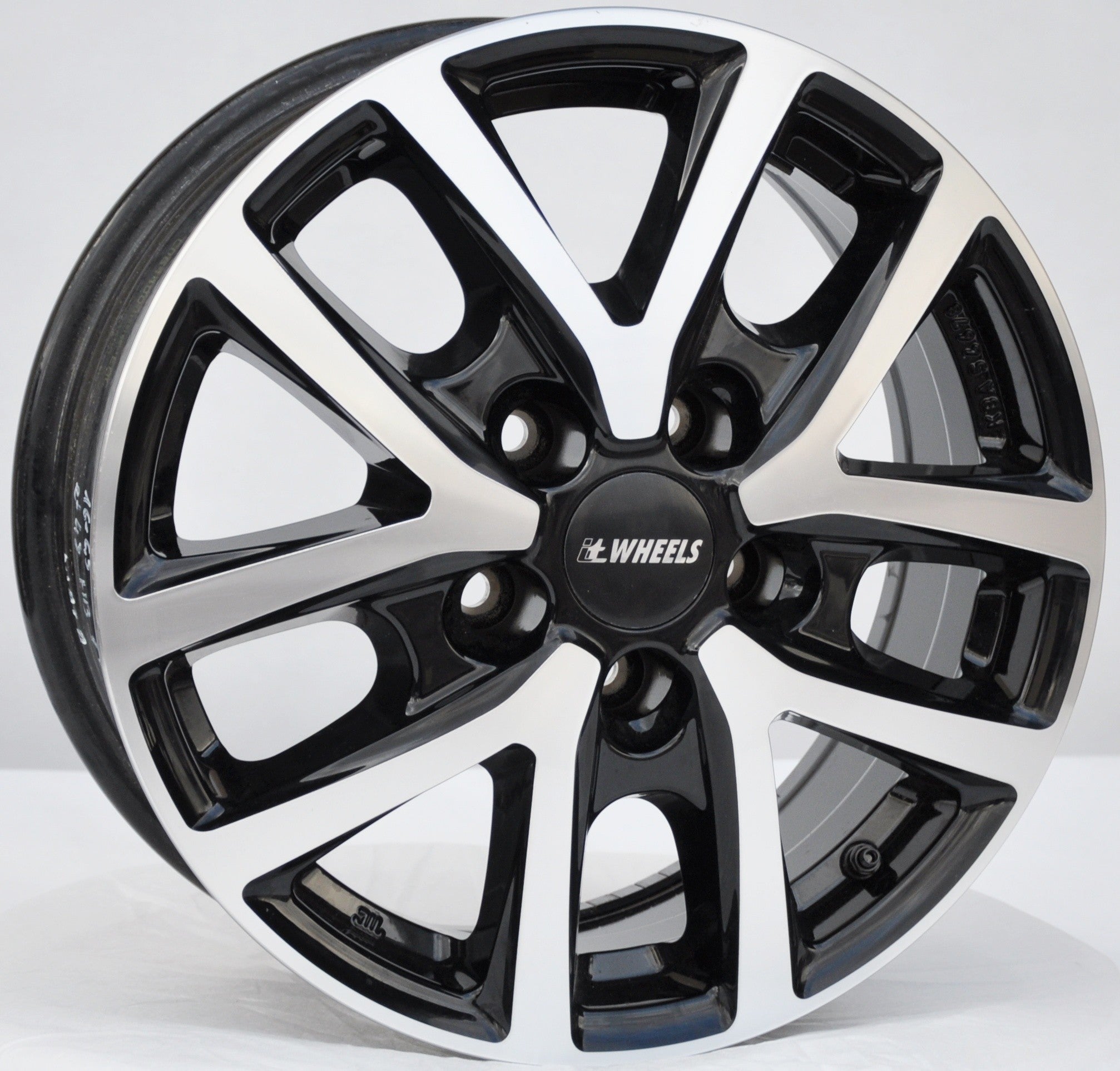itWheels cl2t/kba54678 Alufælge 16" 5x114.3 ET48 – Poleret/sort (sæt á 4)