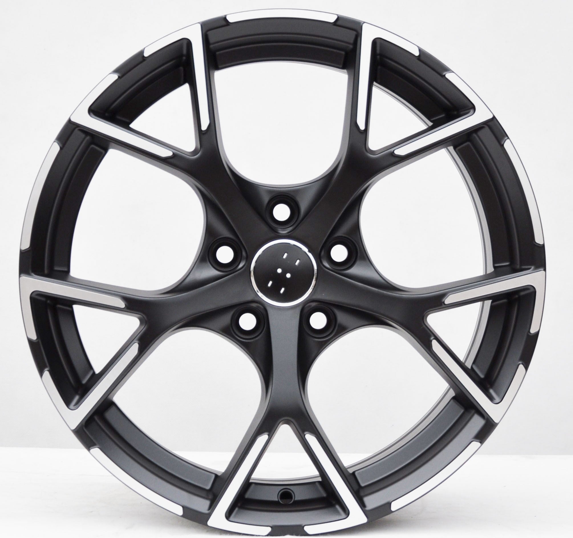 PDW 5997 Alufælge 18" 5x112 ET40 – Poleret/sort mat (sæt á 4)