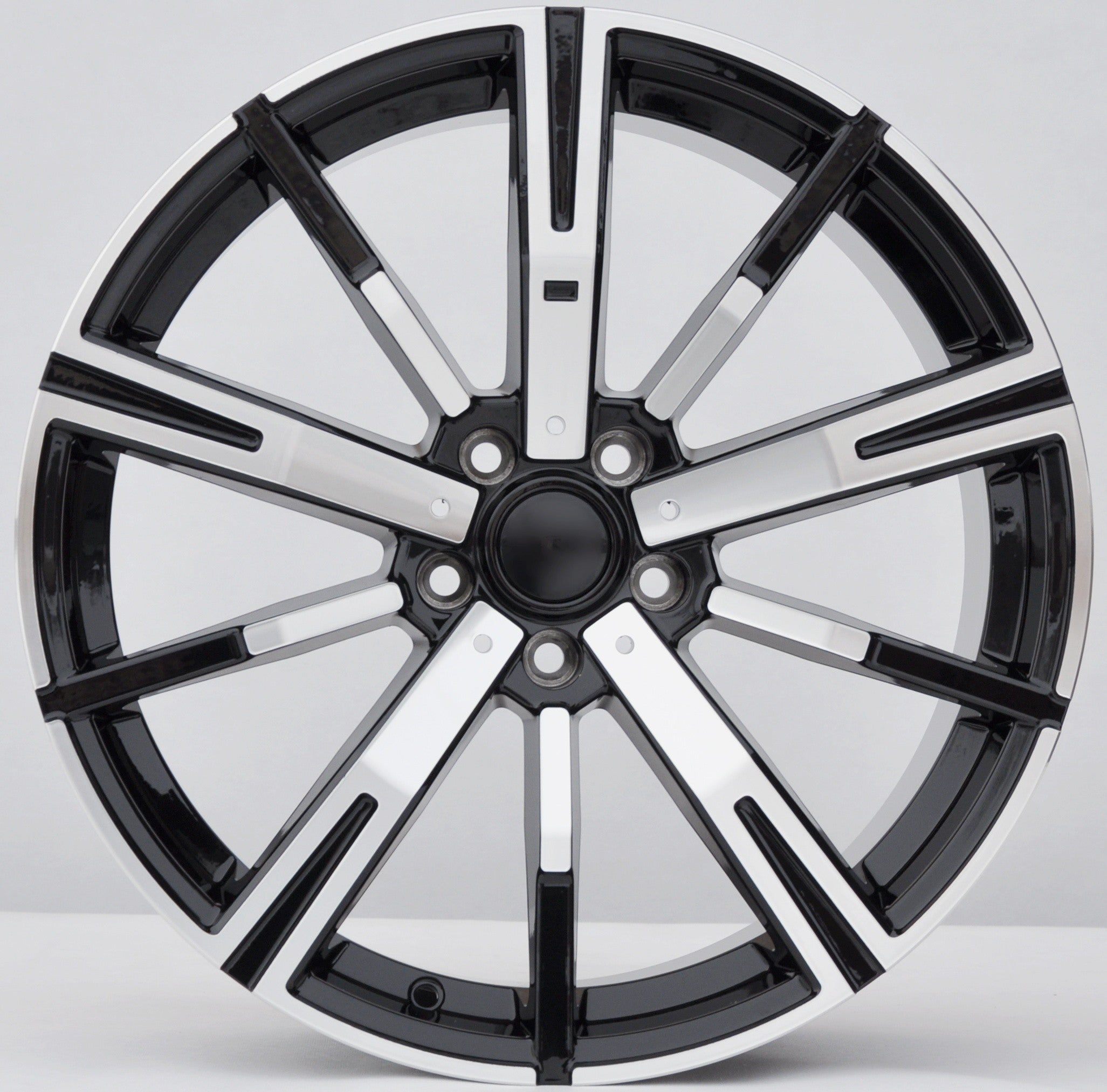 PDW 1156 Alufælge 19" 5x112 ET27 – Poleret/sort (sæt á 4)