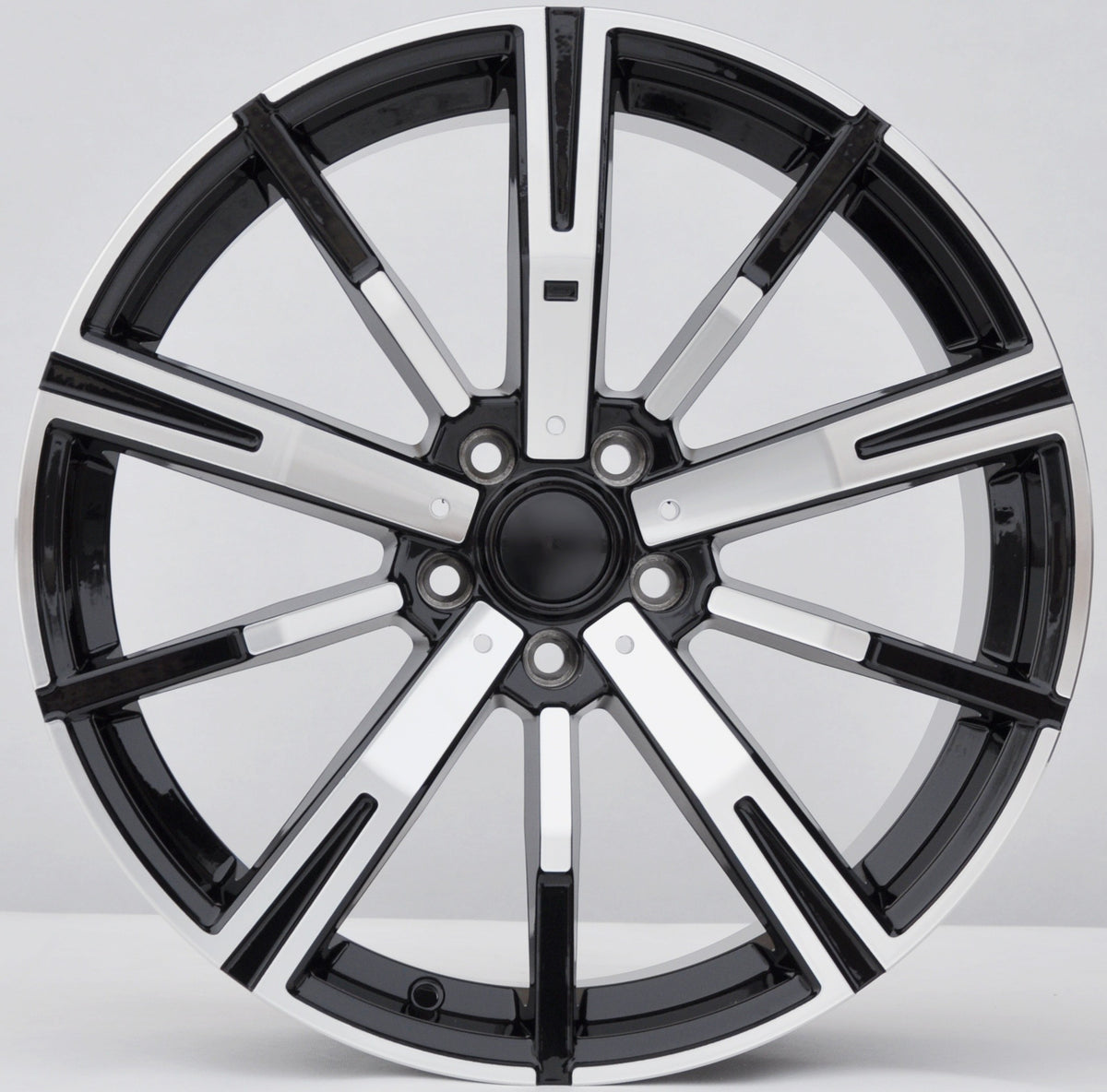PDW 1156 Alufælge 19" 5x112 ET40 – Poleret/sort (sæt á 4)