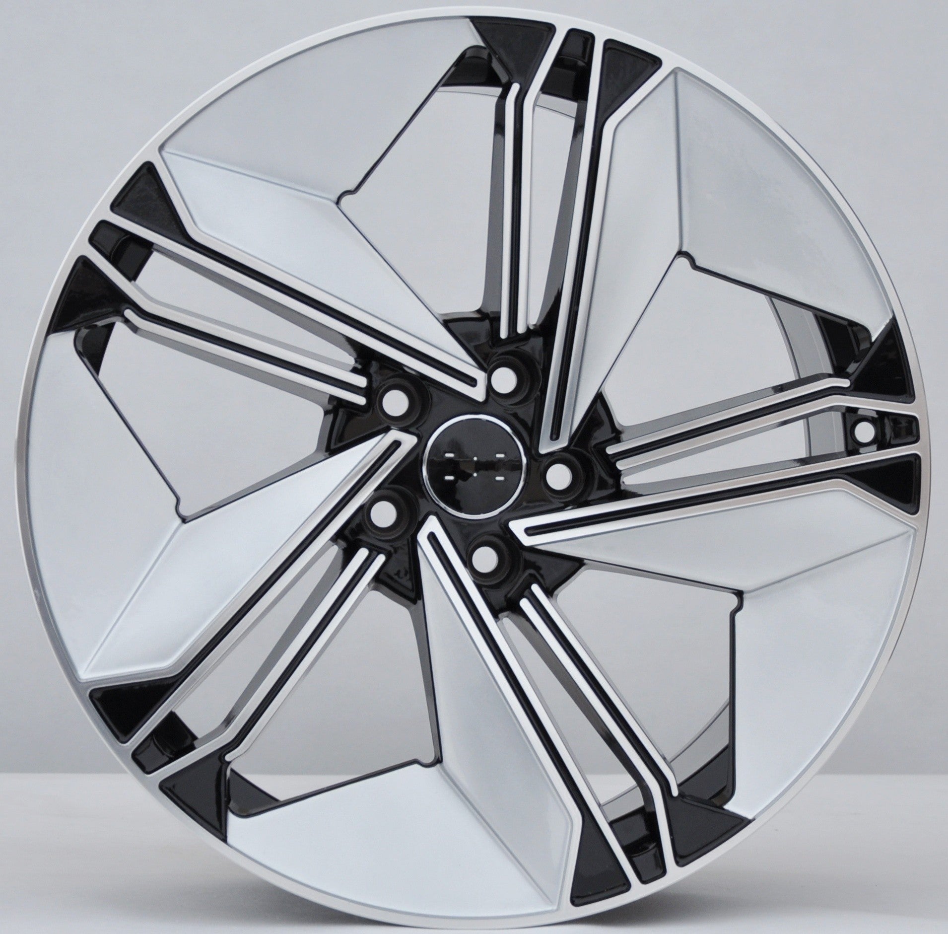 PDW FBX334 Alufælge 19" 5x112 ET35 – Sølv+sort (sæt á 4)
