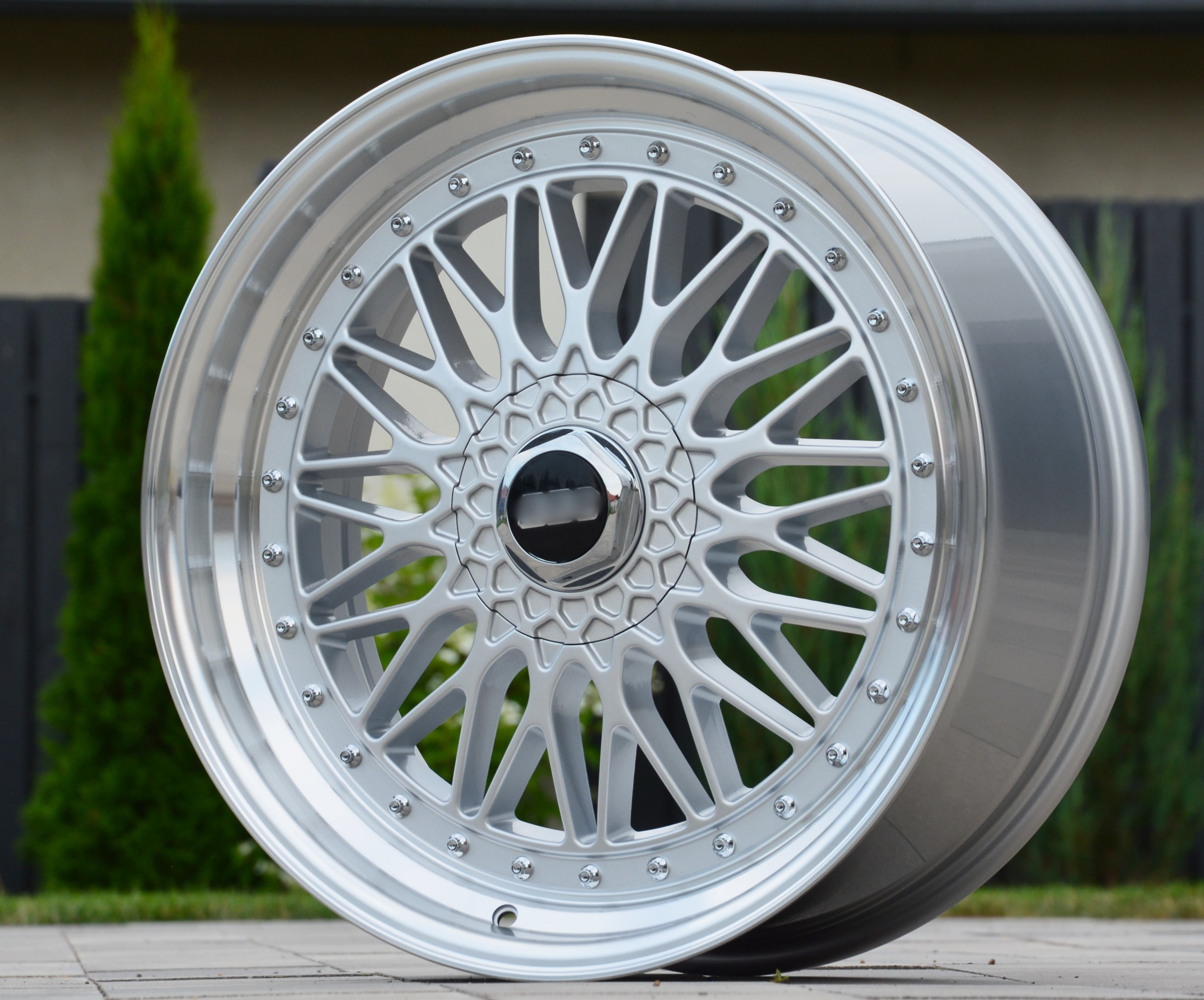 PDW 479 Alufælge 18" 5x112 ET35 – Sølv/polerowany rant (sæt á 4)