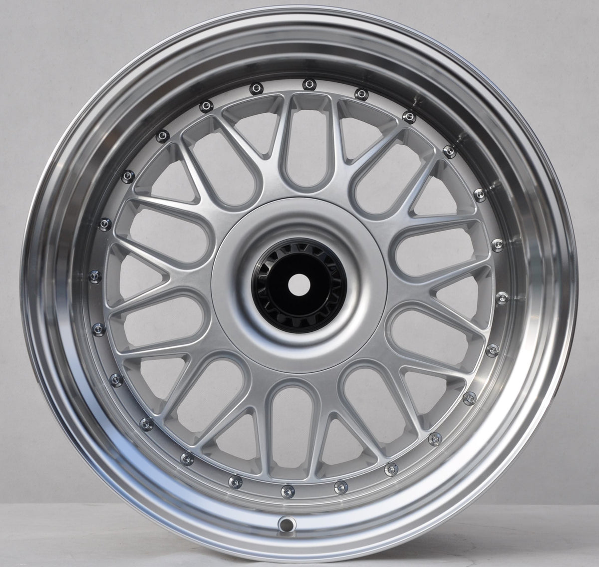 PDW 244 Alufælge 18" 5x120 ET25 – Poleret/sølv (sæt á 4)